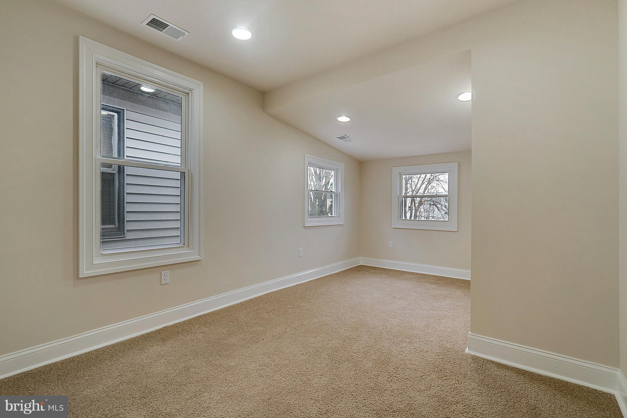 ROGERS & PHILLIPS - Residential