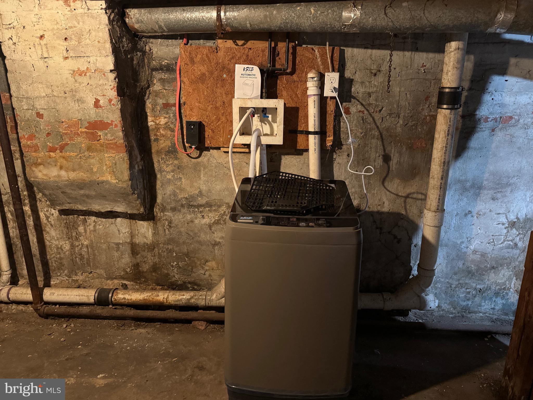 PENN NORTH - Residential Lease