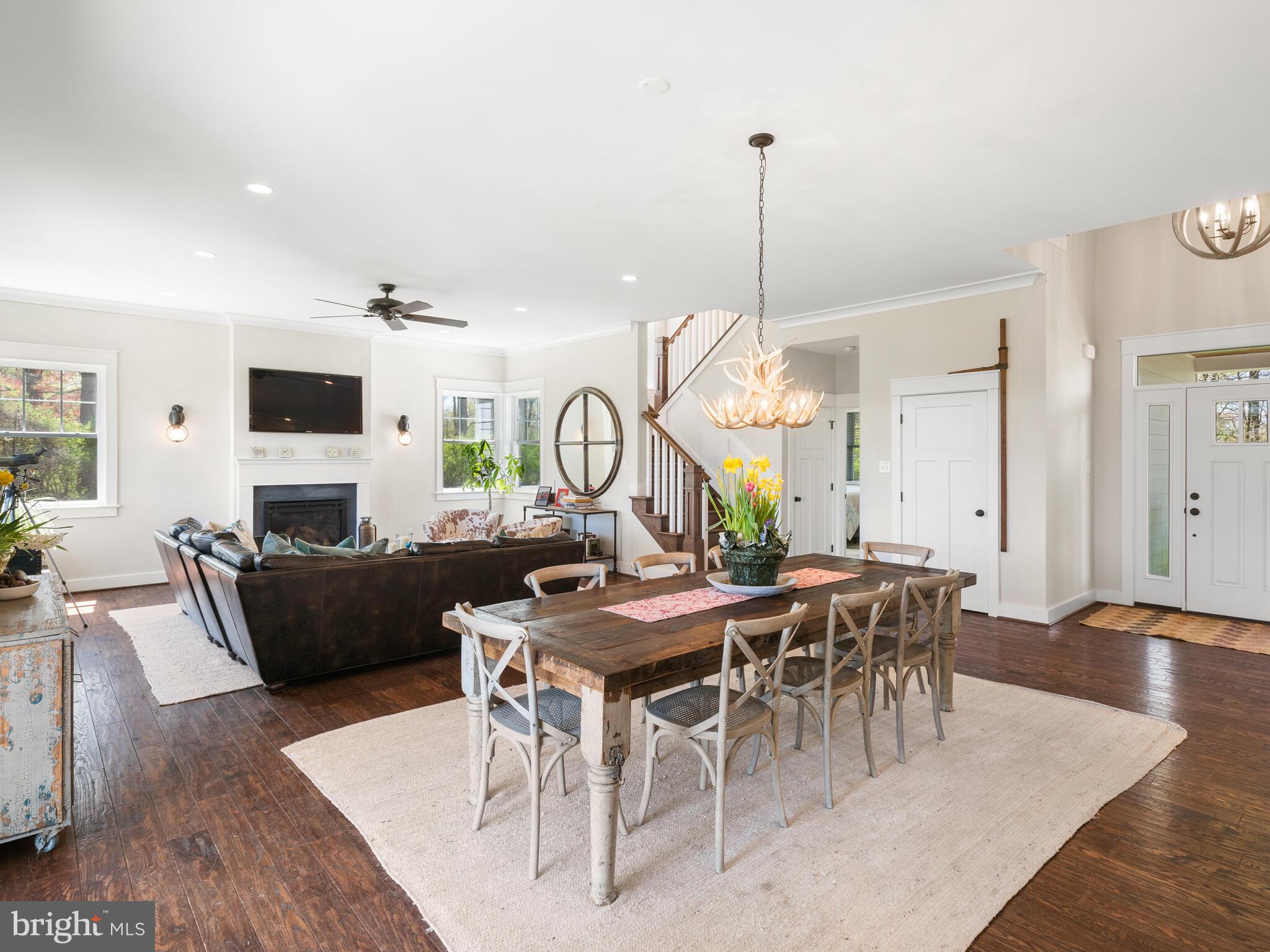 RADNOR HUNT - Residential