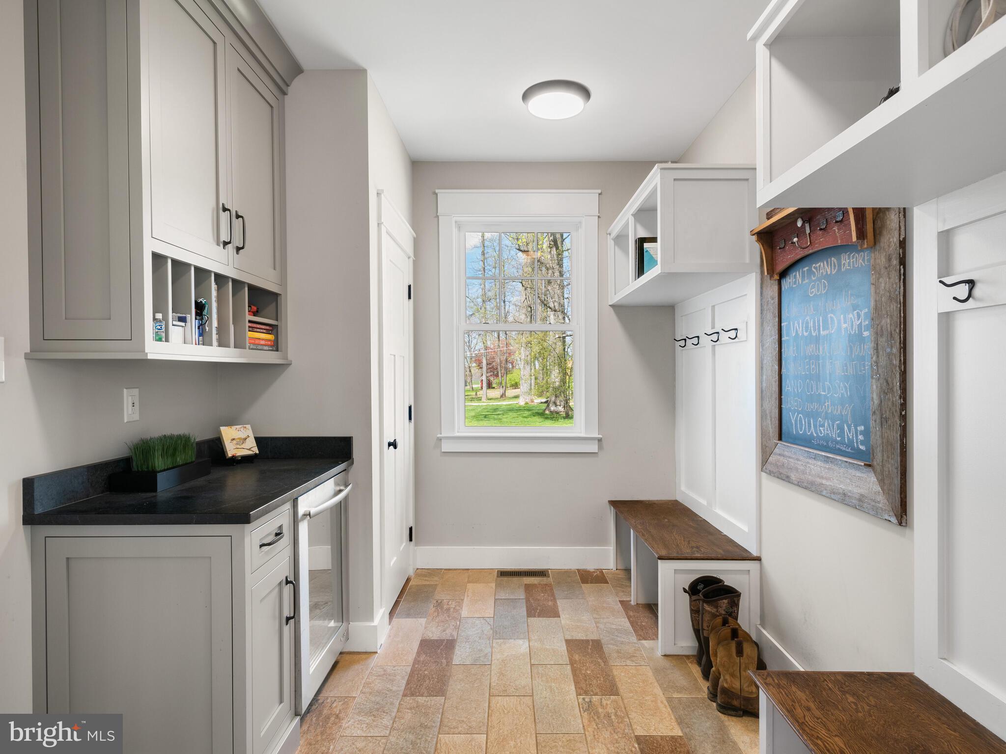 RADNOR HUNT - Residential