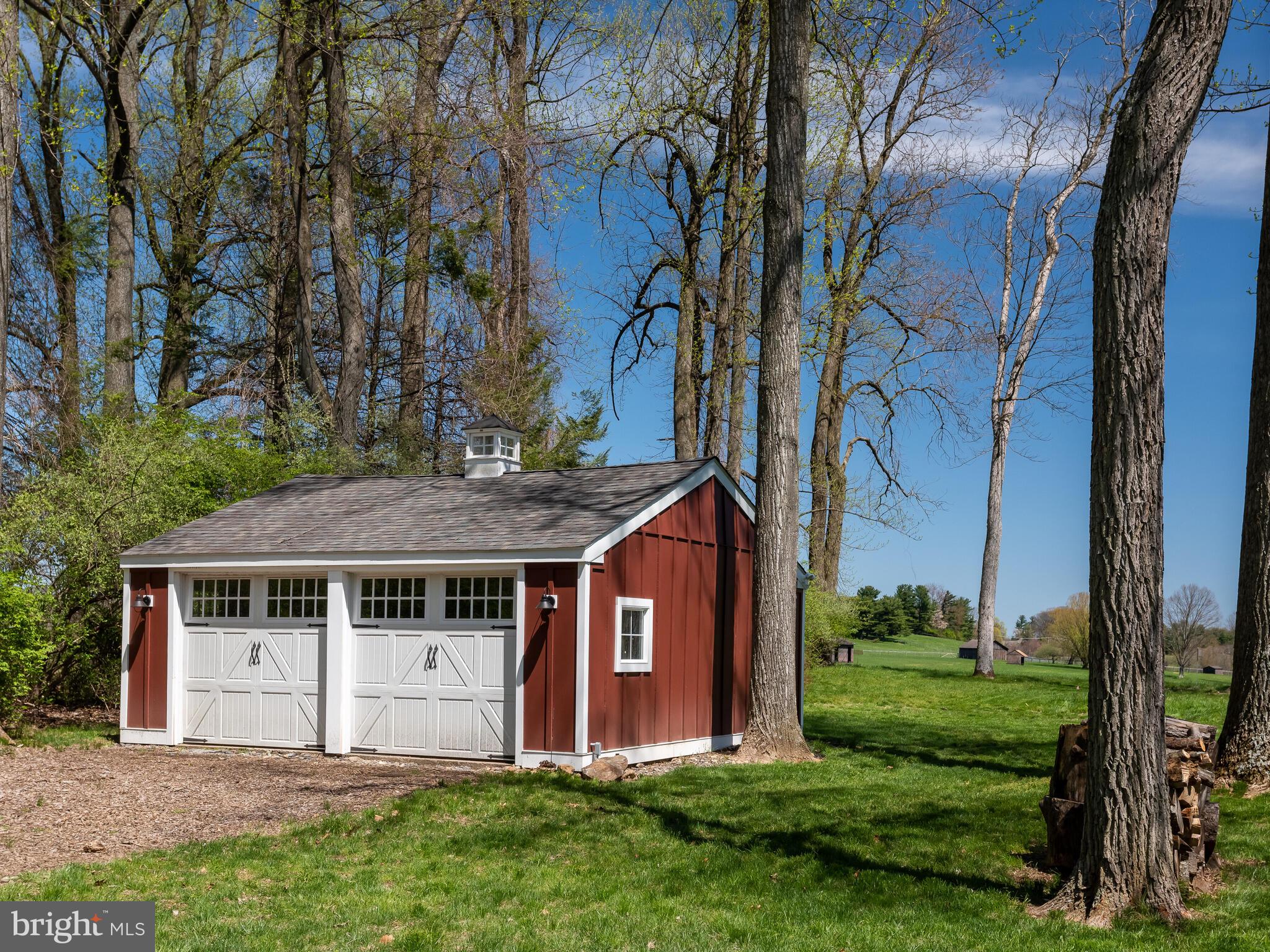 RADNOR HUNT - Residential