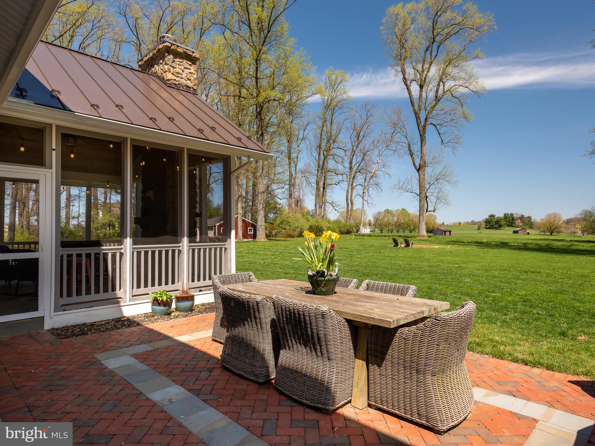 RADNOR HUNT - Residential