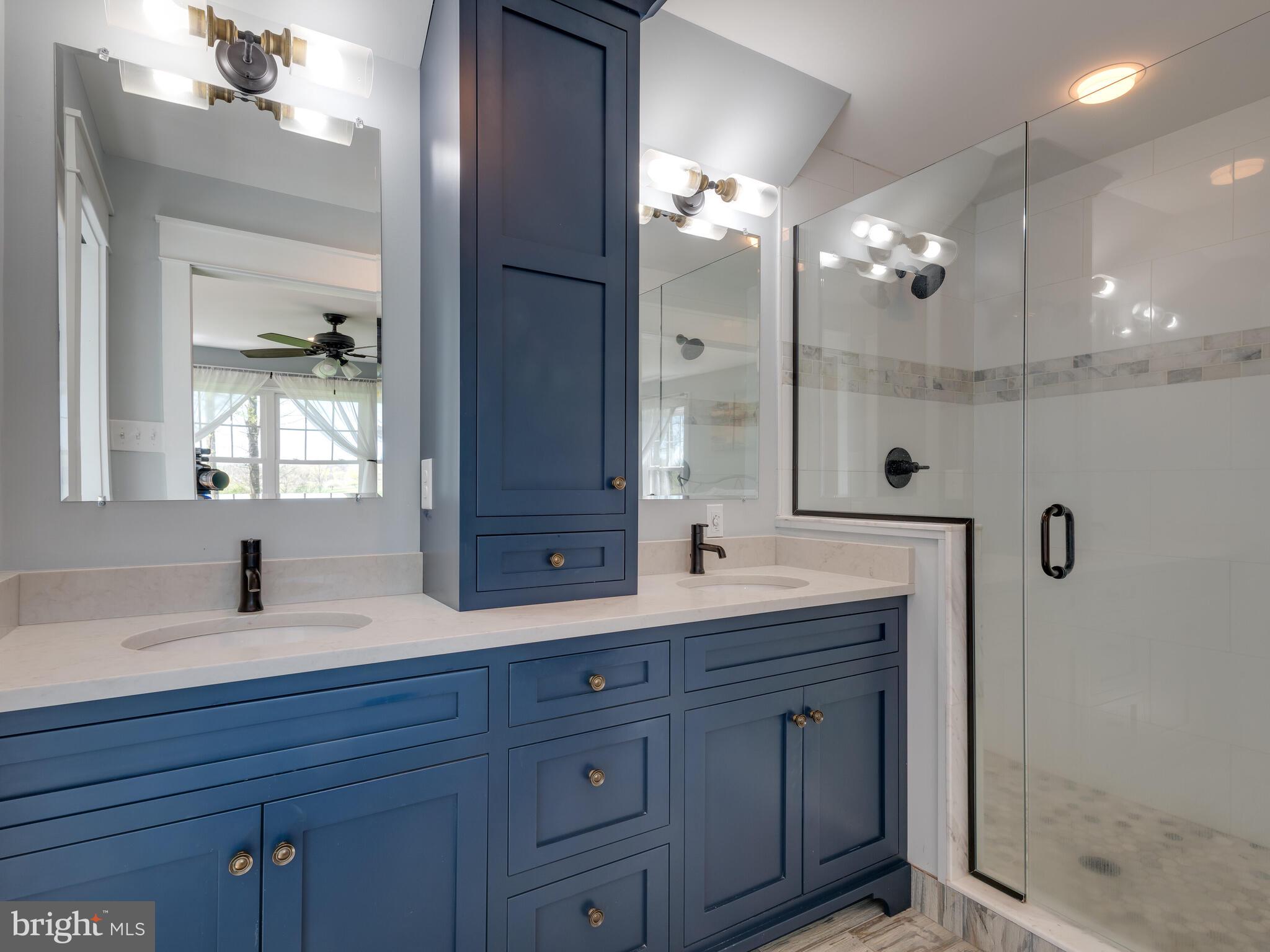 RADNOR HUNT - Residential