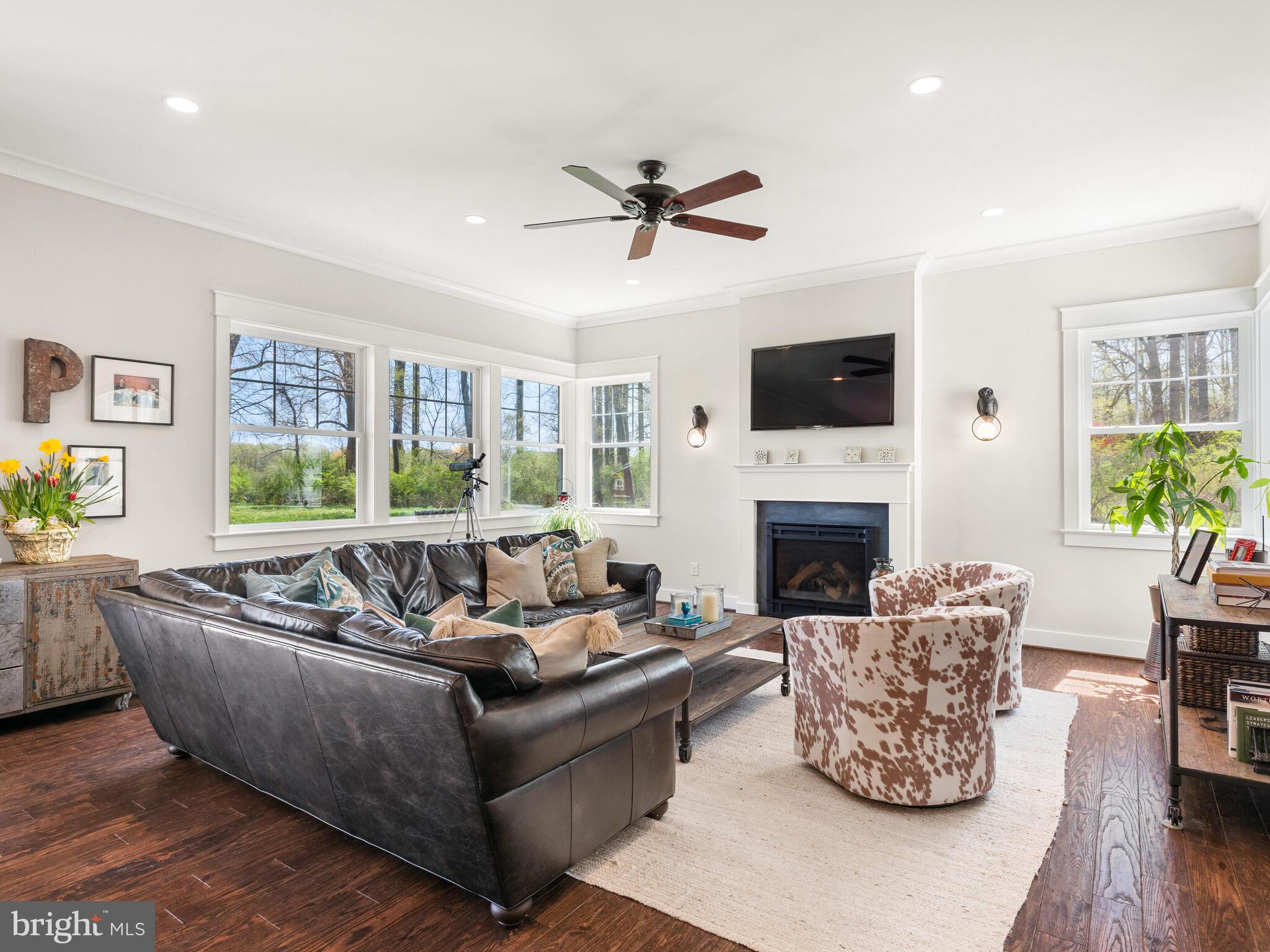 RADNOR HUNT - Residential