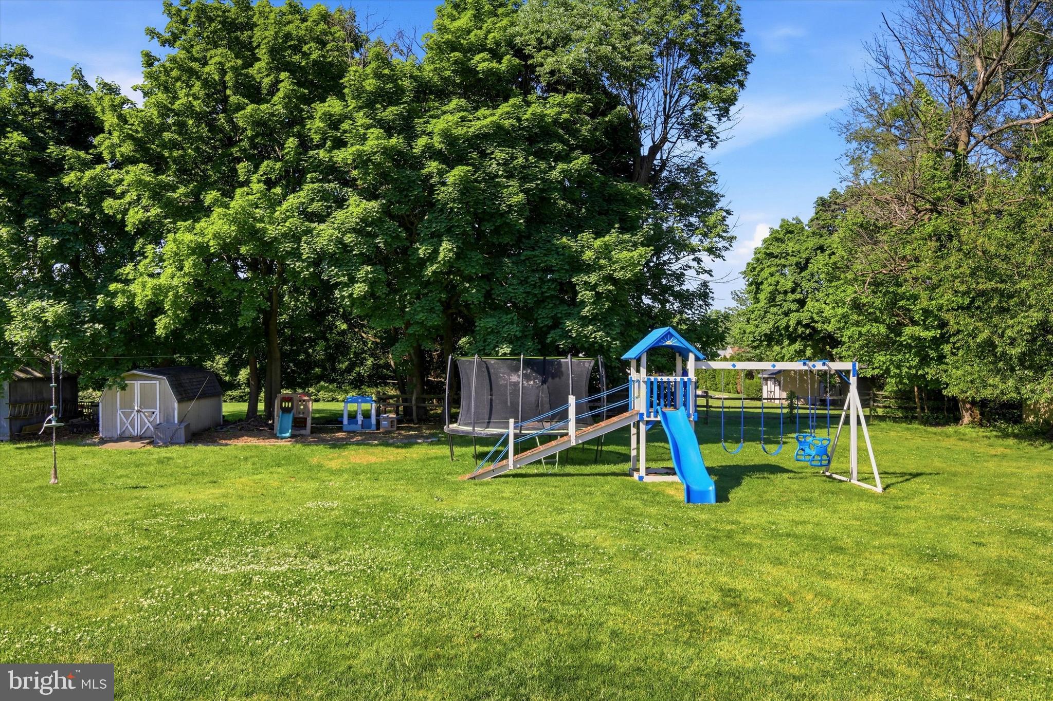 HIDDEN RIDGE - Residential