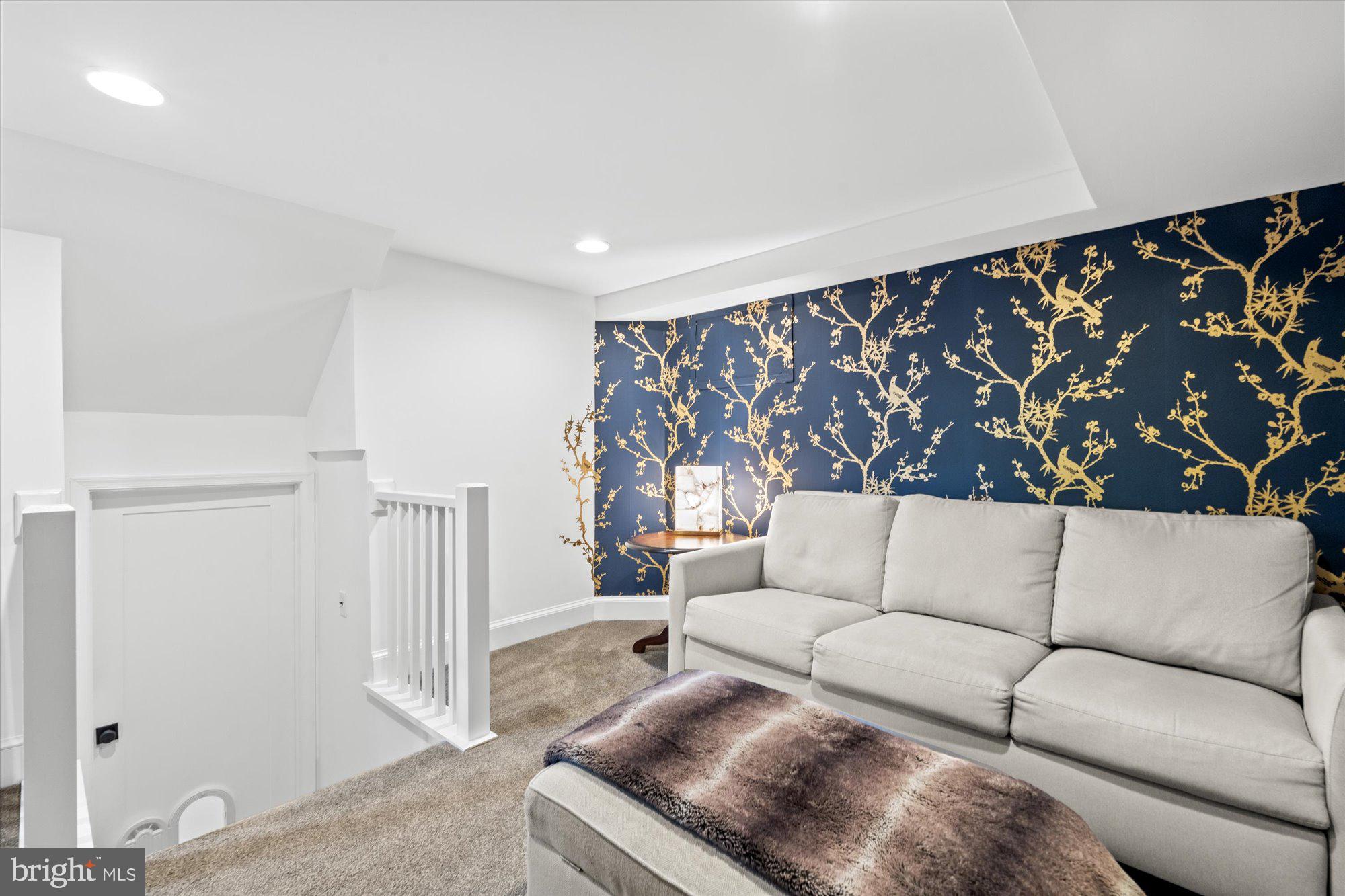 MOUNT IDA - Residential