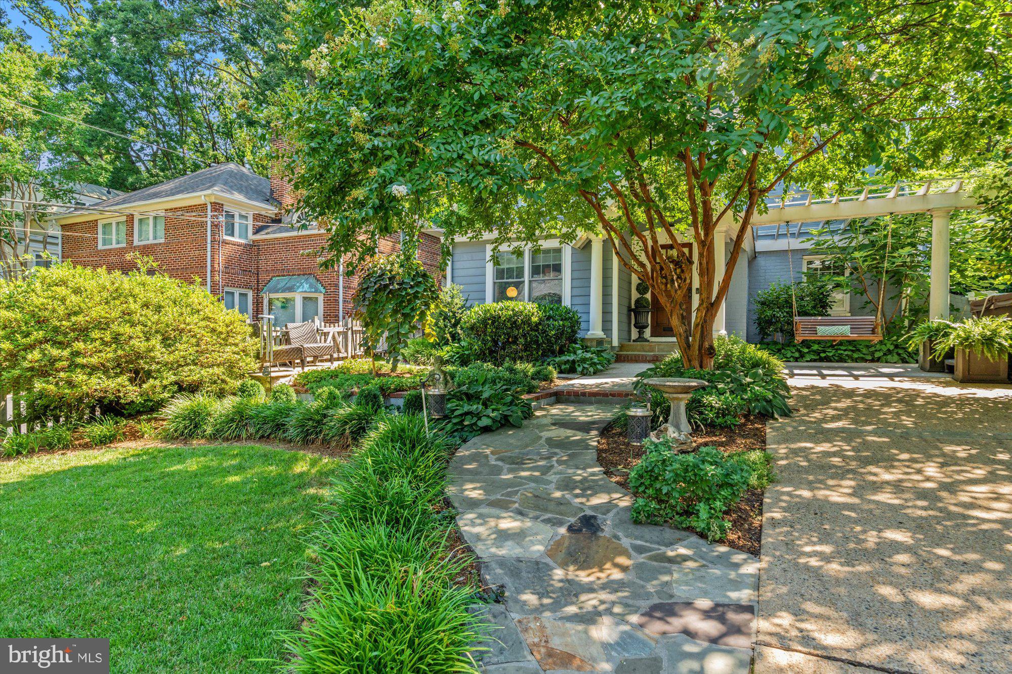 MOUNT IDA - Residential