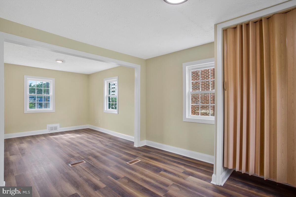 TAKOMA PARK - Residential