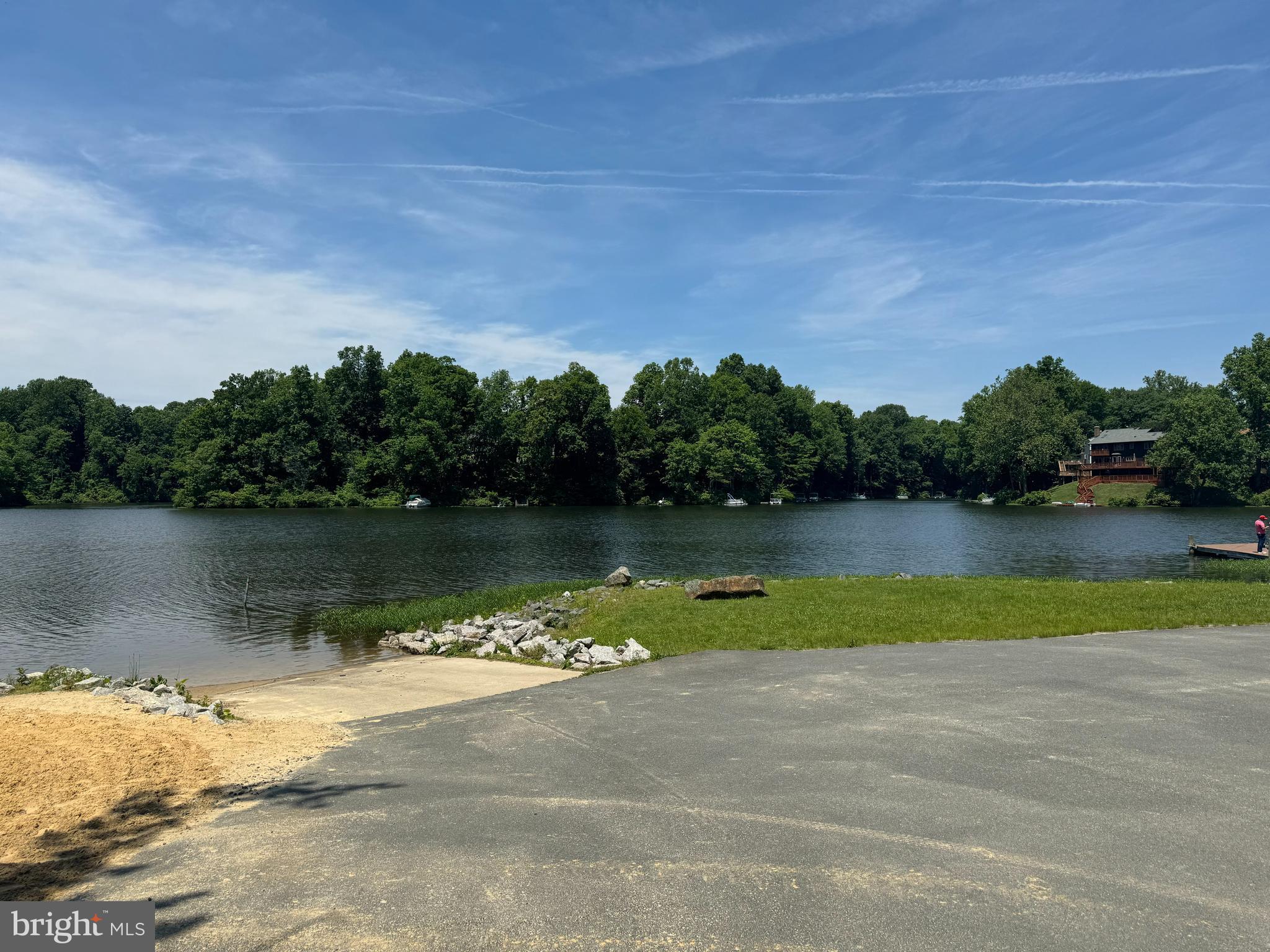 LAKE MONTCLAIR - Residential