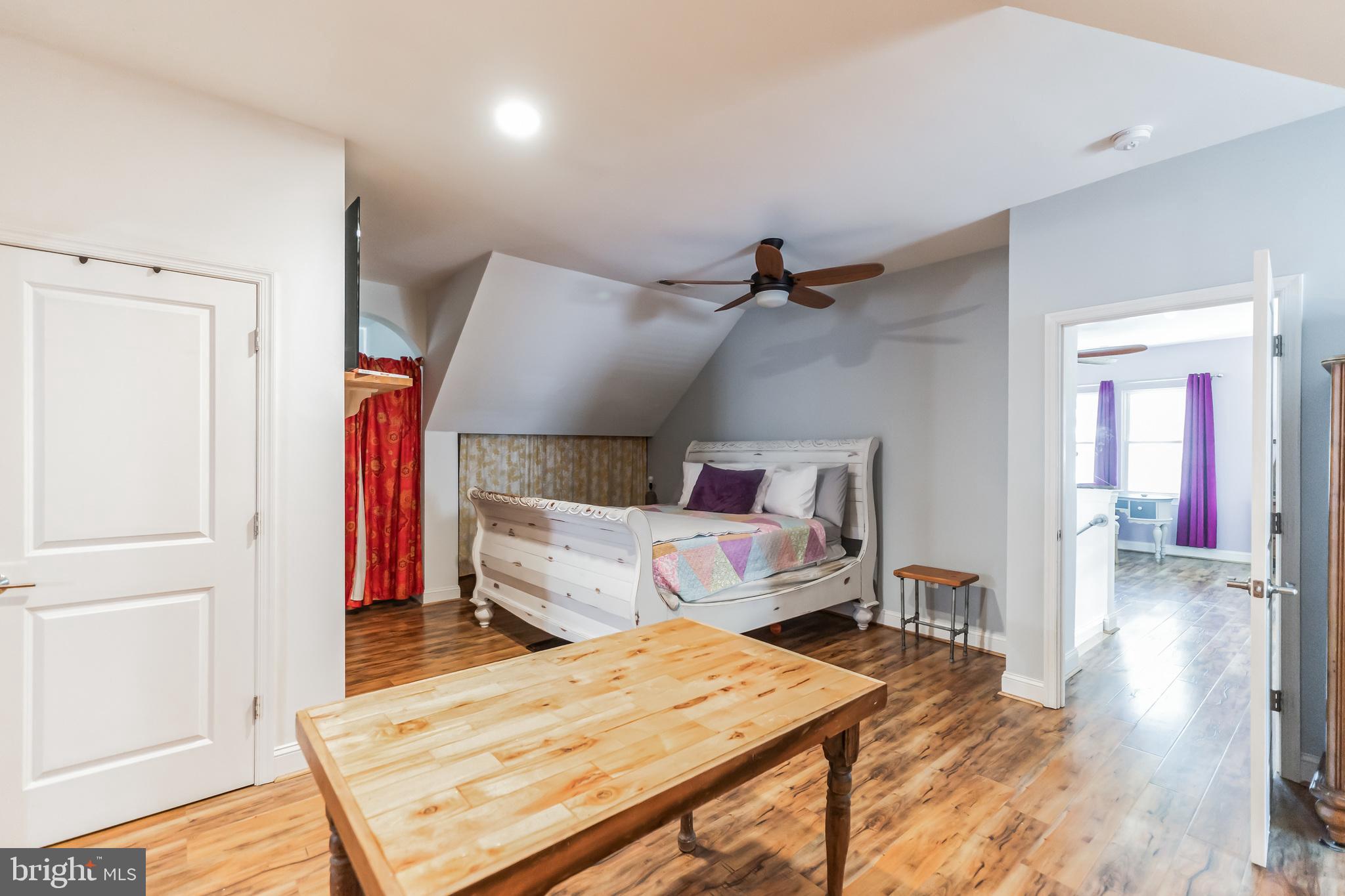 LAKE MONTCLAIR - Residential