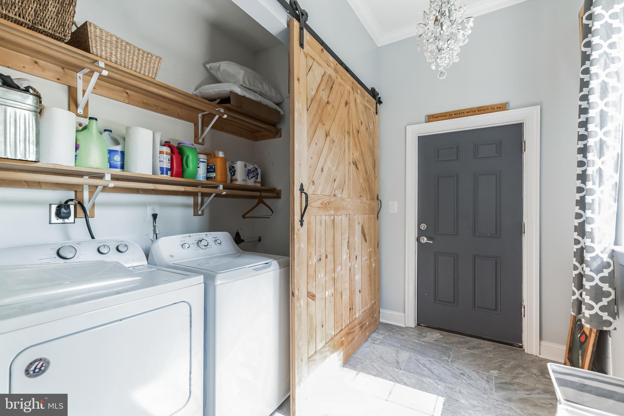 LAKE MONTCLAIR - Residential