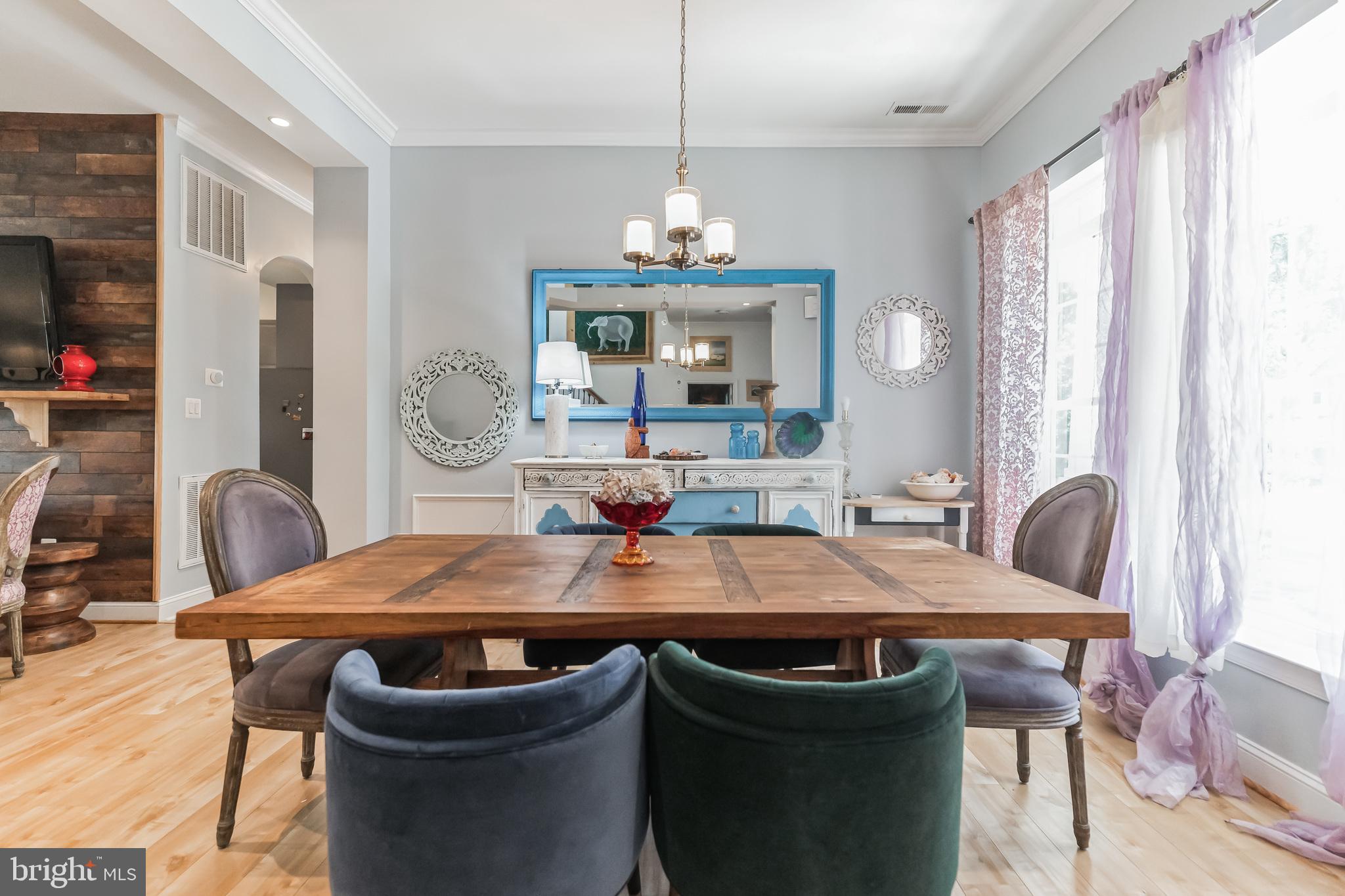 LAKE MONTCLAIR - Residential