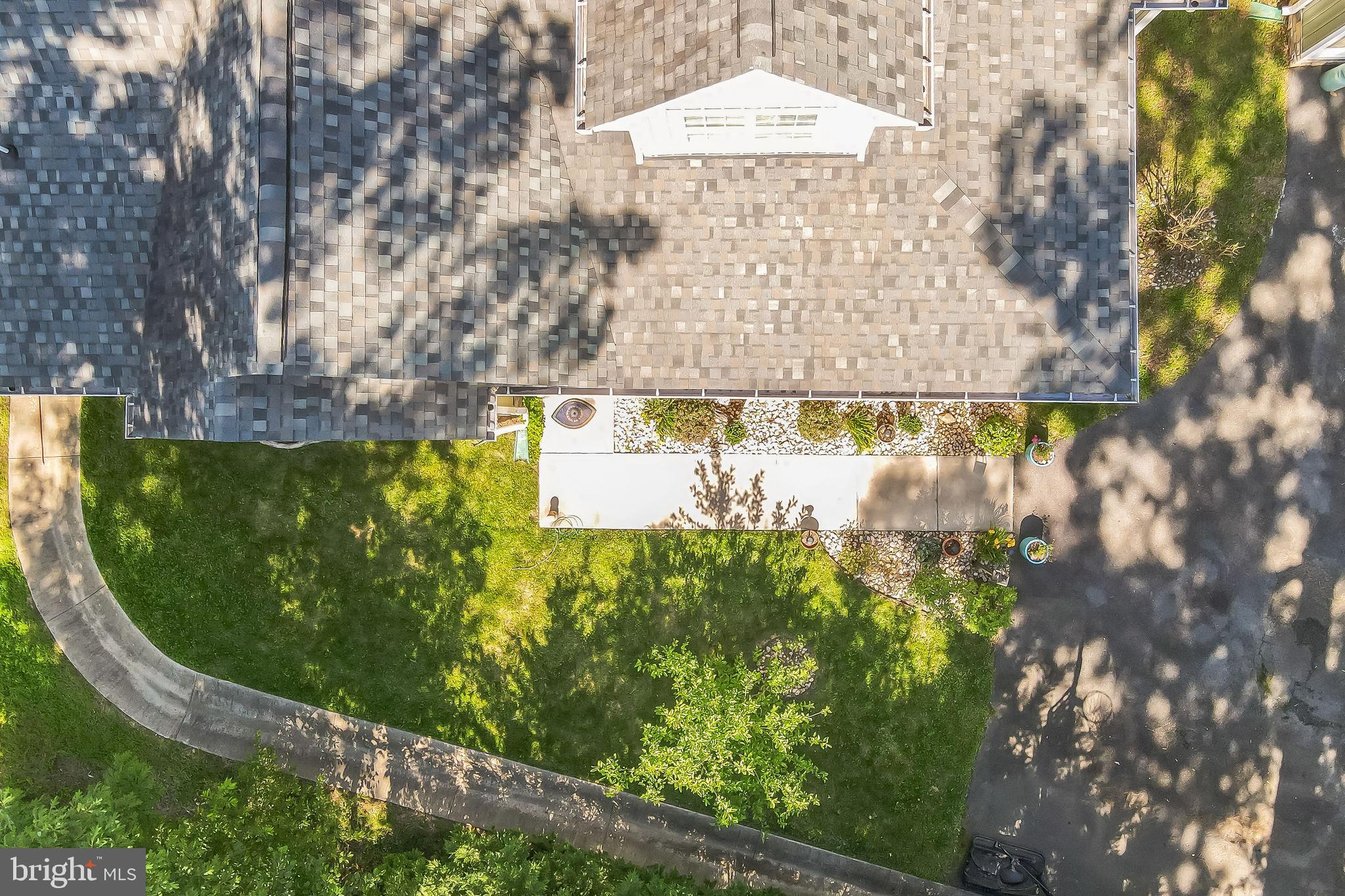 LAKE MONTCLAIR - Residential