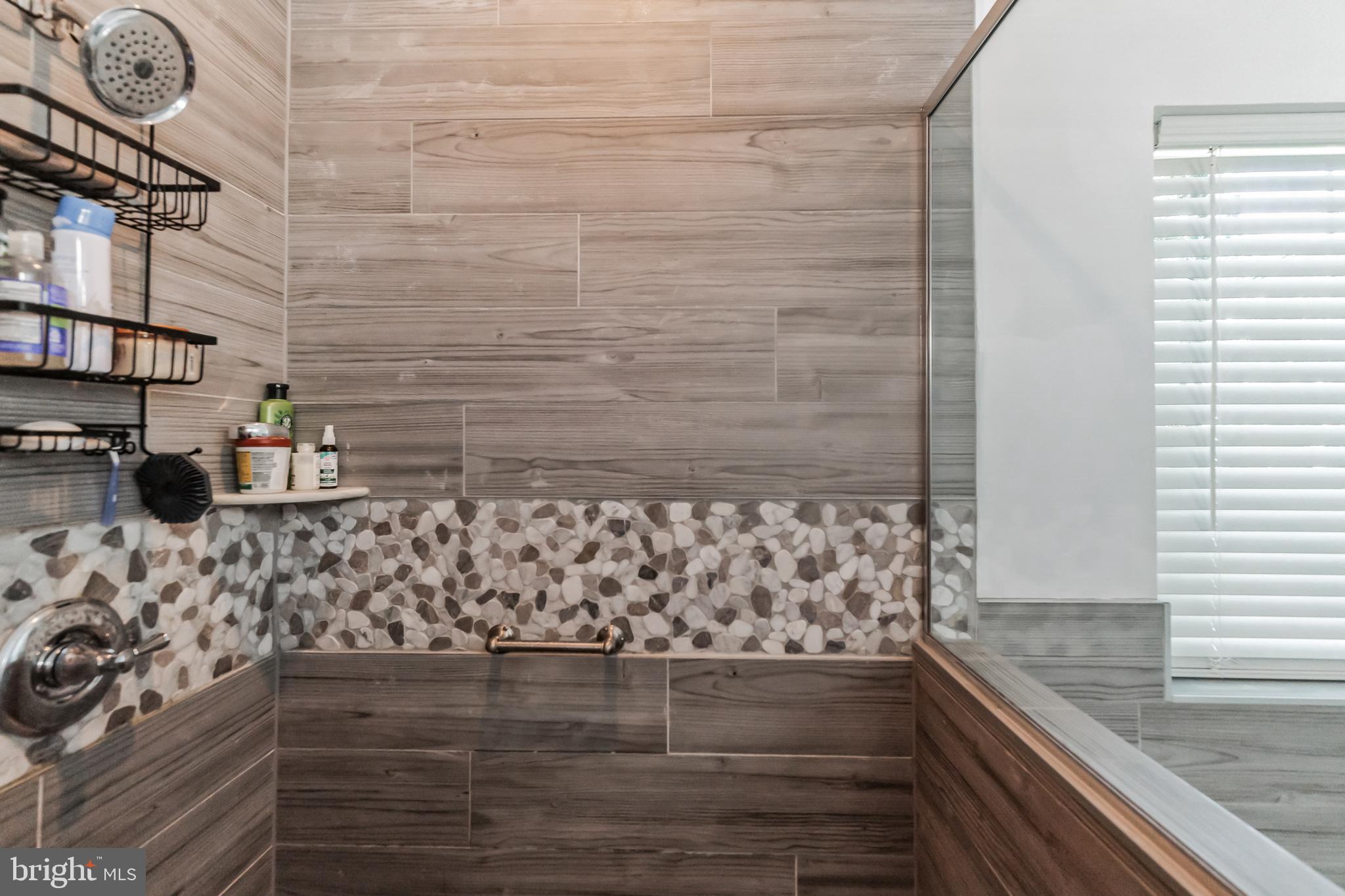 LAKE MONTCLAIR - Residential