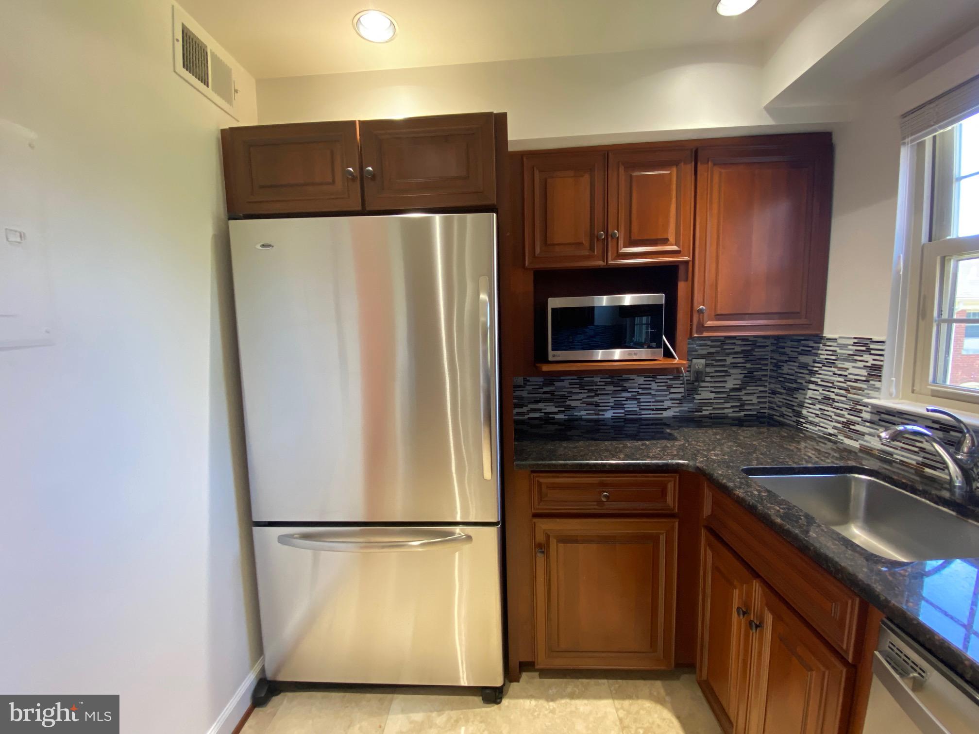 HARBOR TERRACE - Residential Lease