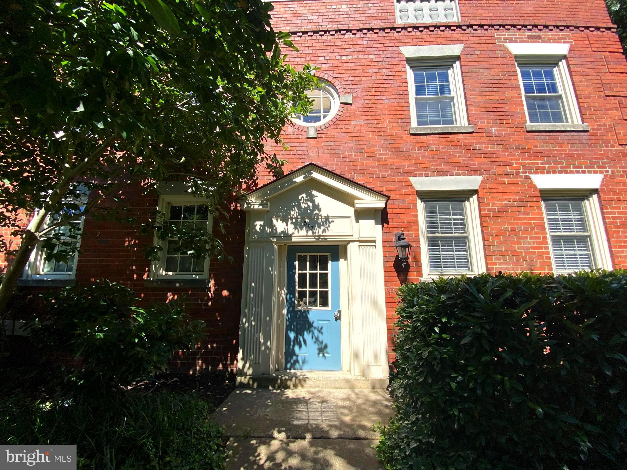 HARBOR TERRACE - Residential Lease