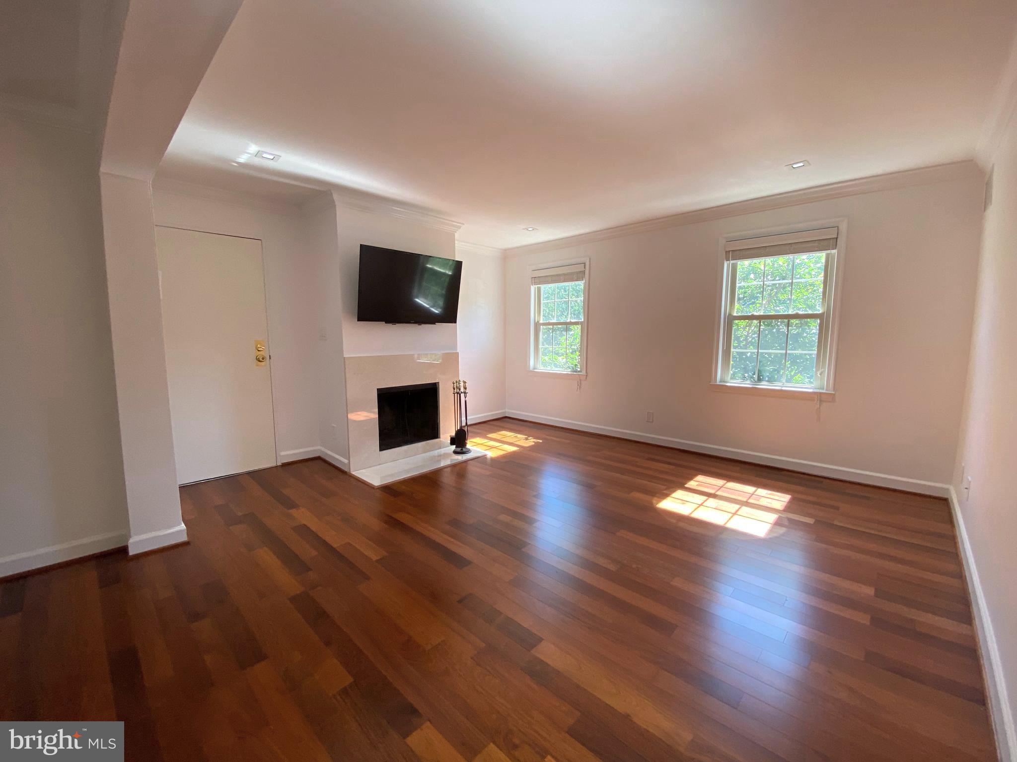 HARBOR TERRACE - Residential Lease