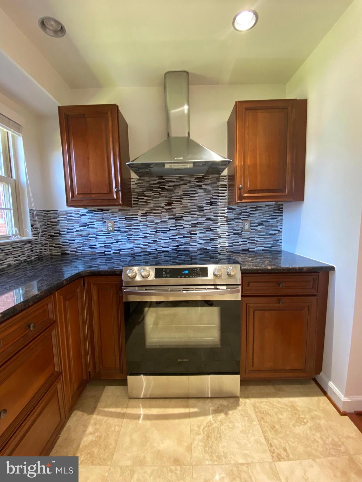 HARBOR TERRACE - Residential Lease