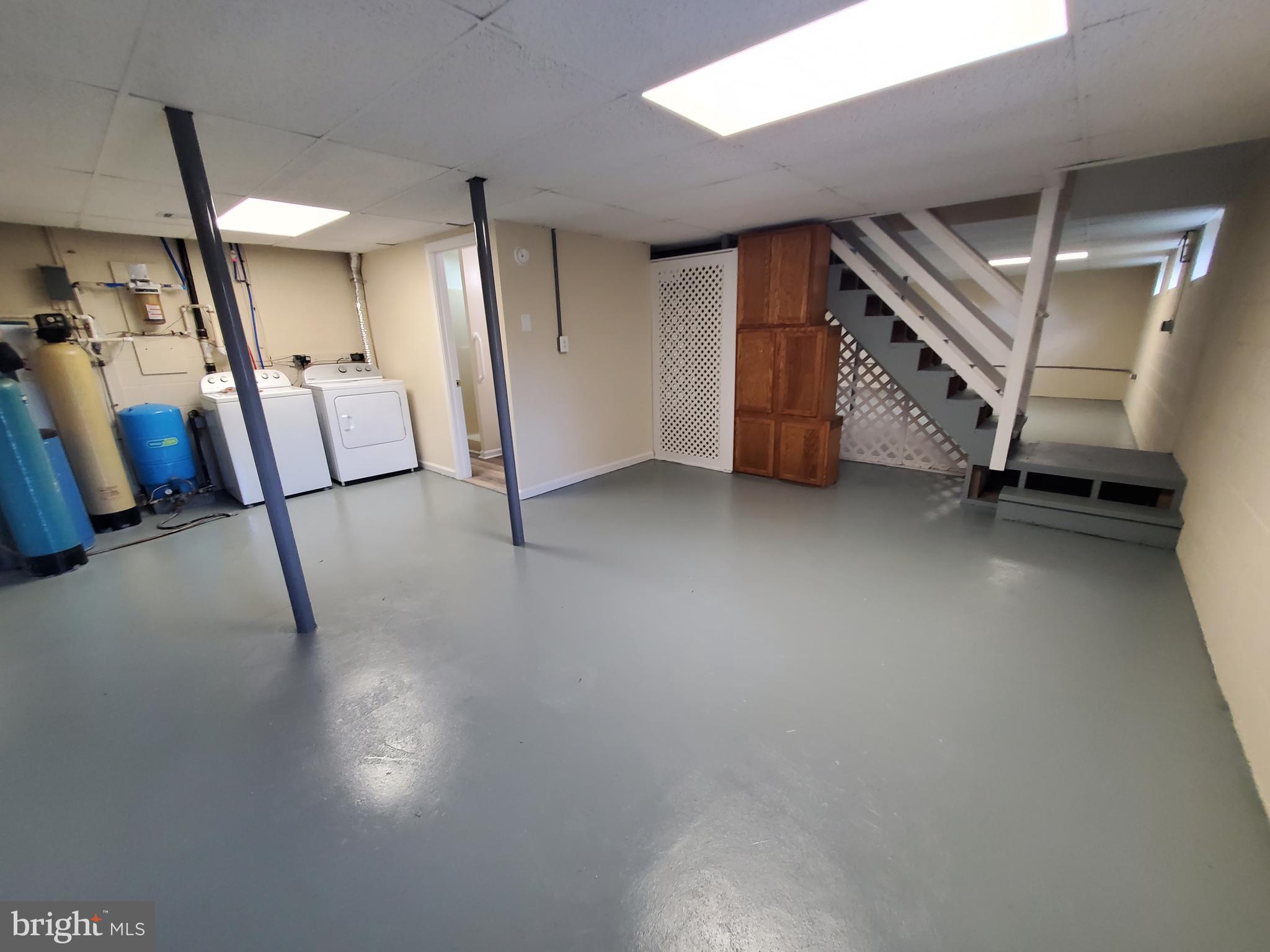 TALL OAKS - Residential