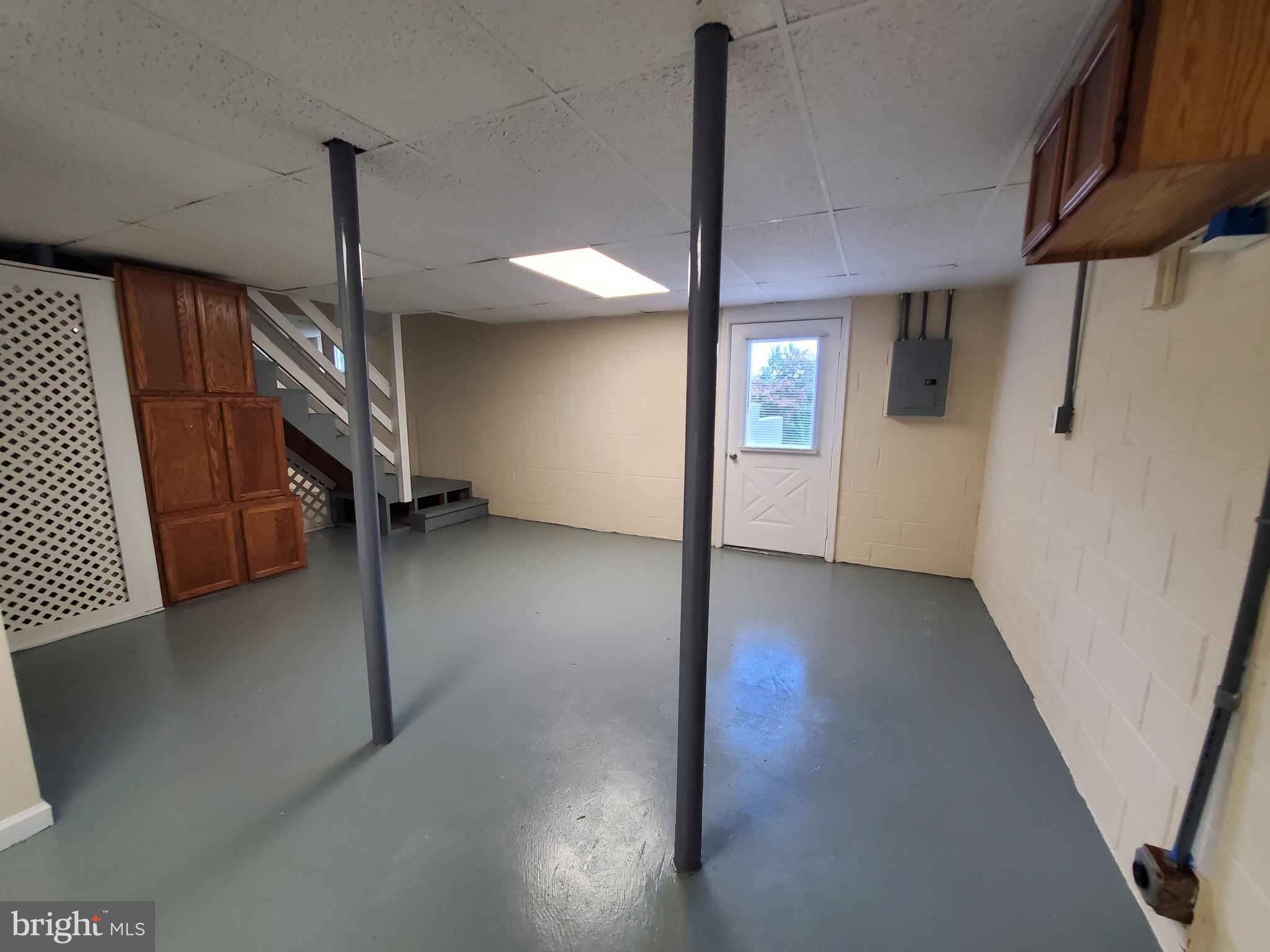 TALL OAKS - Residential