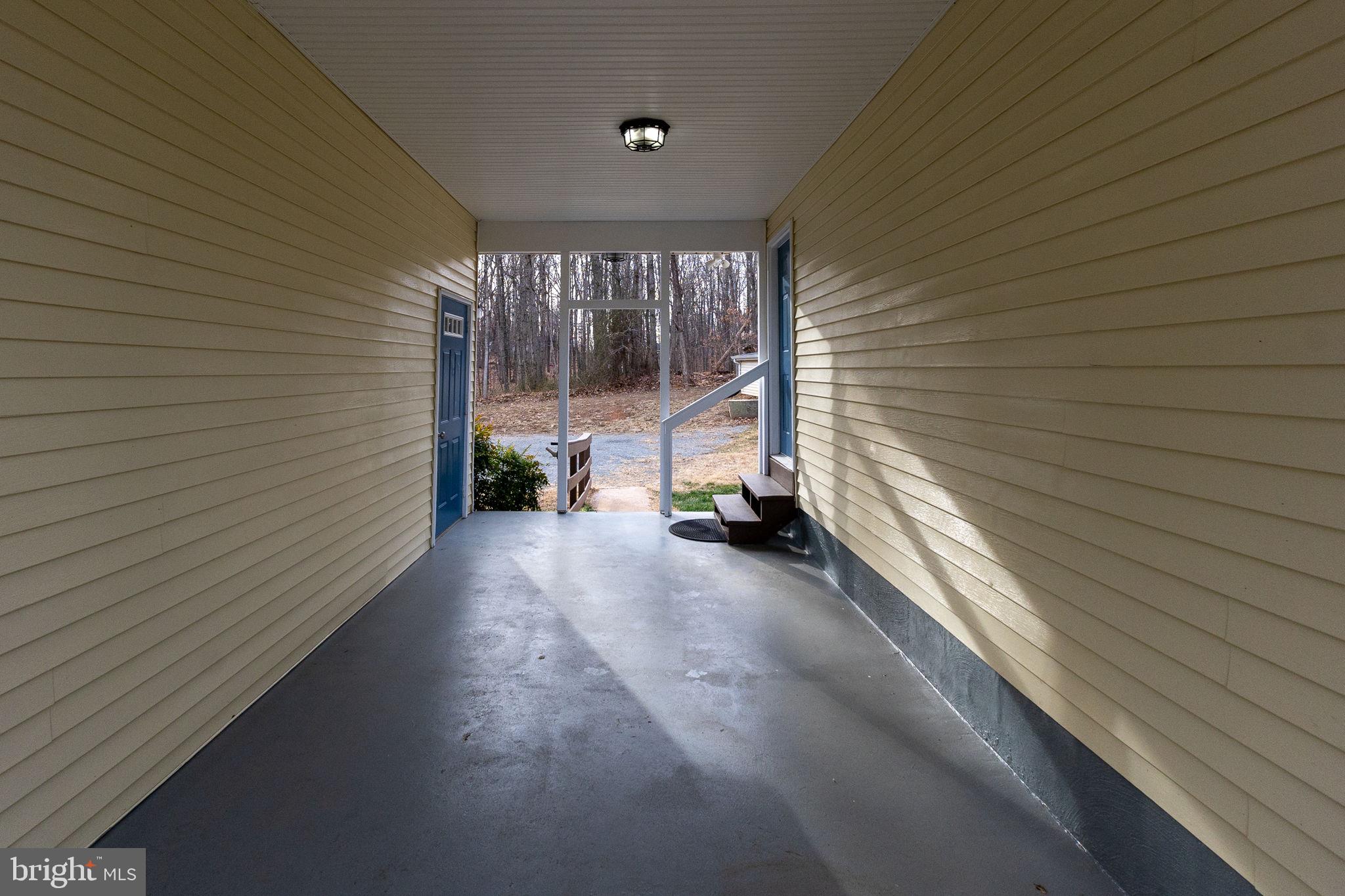 TALL OAKS - Residential