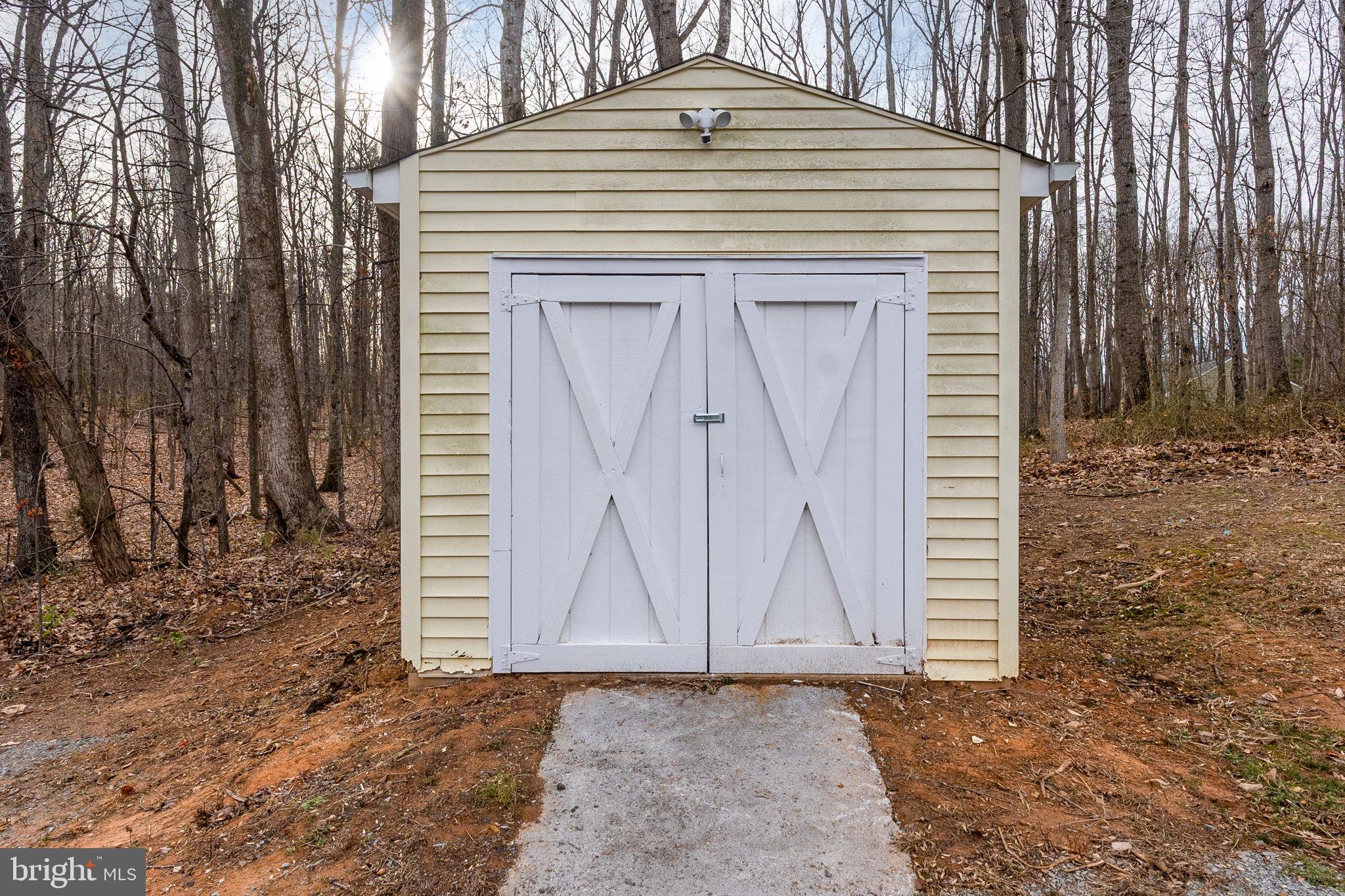 TALL OAKS - Residential