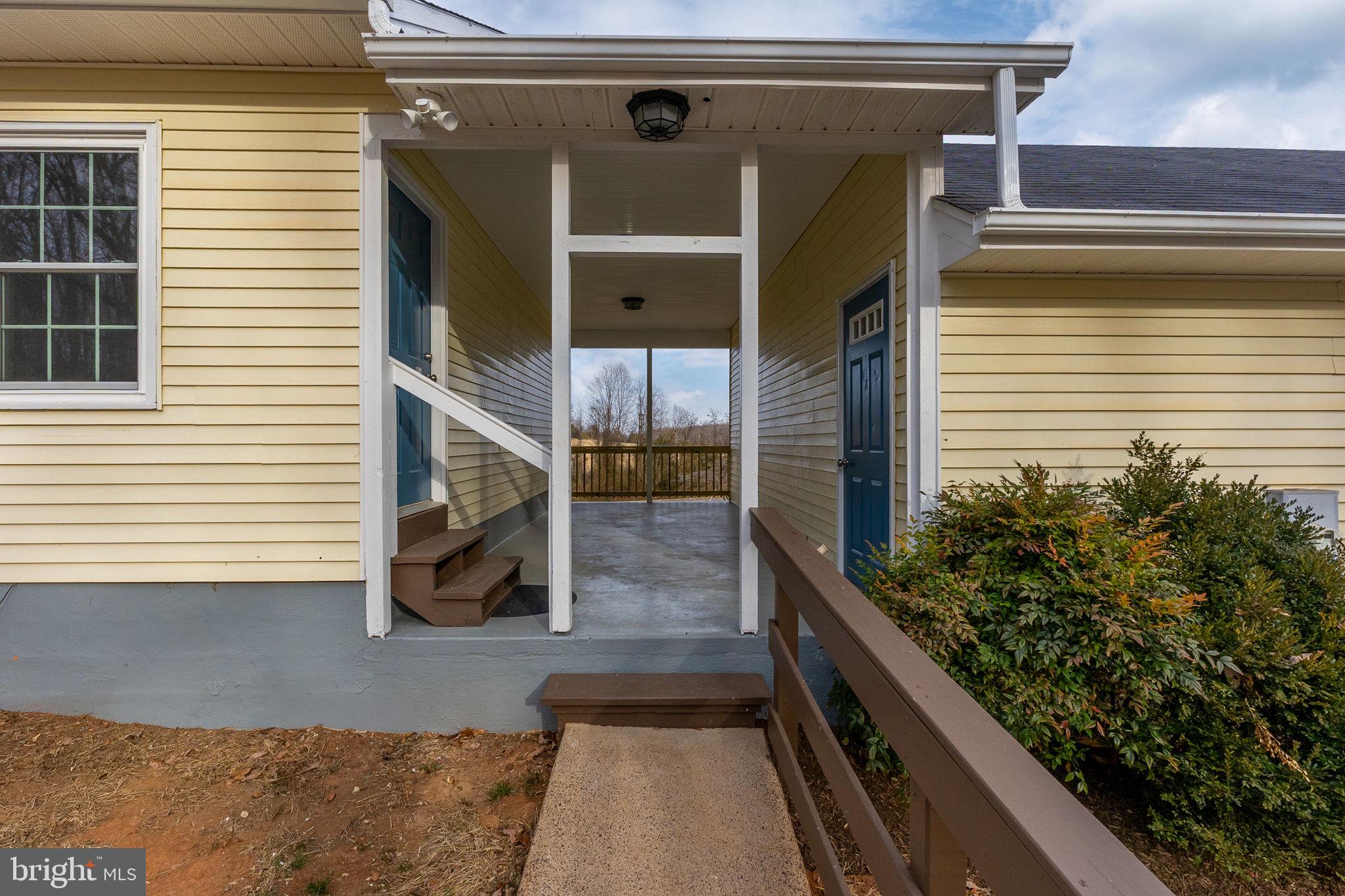 TALL OAKS - Residential