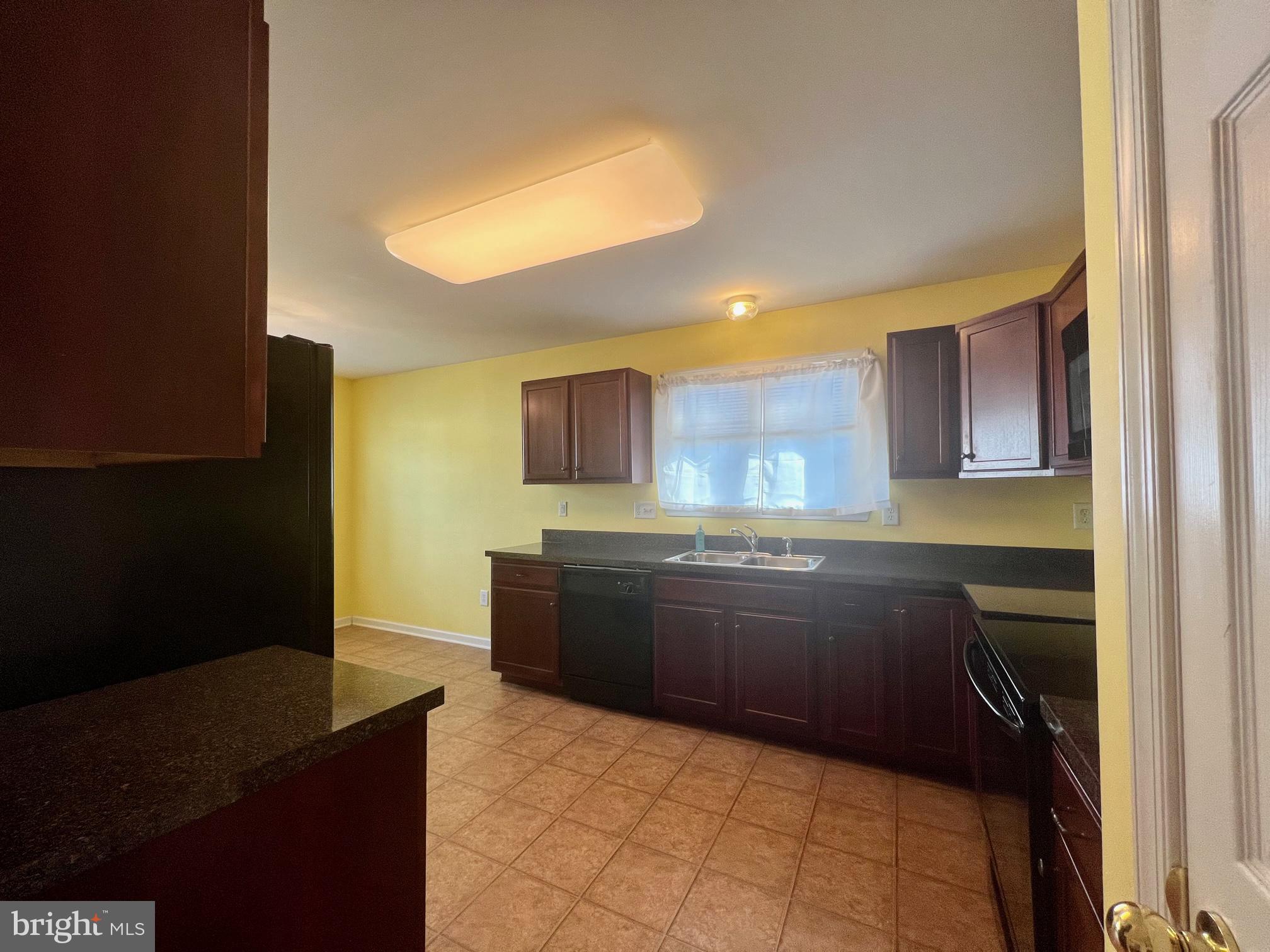 SPRUCE HILL NORTH - Residential Lease