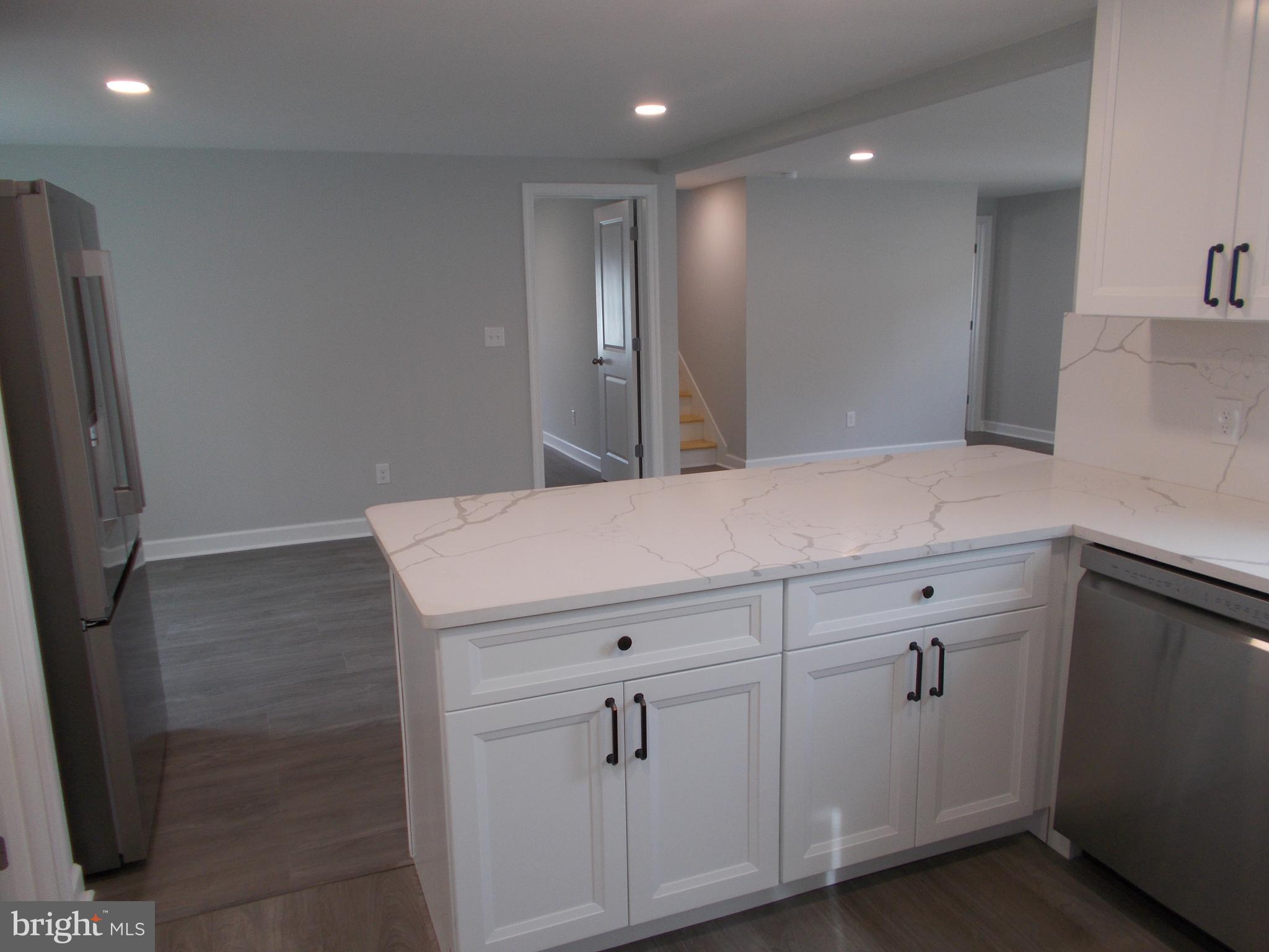 EASTON - Residential