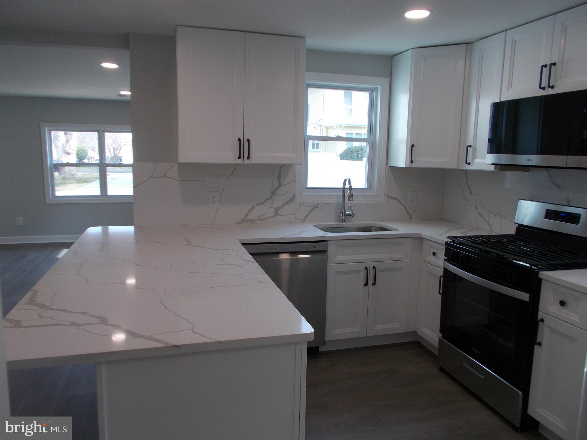 EASTON - Residential