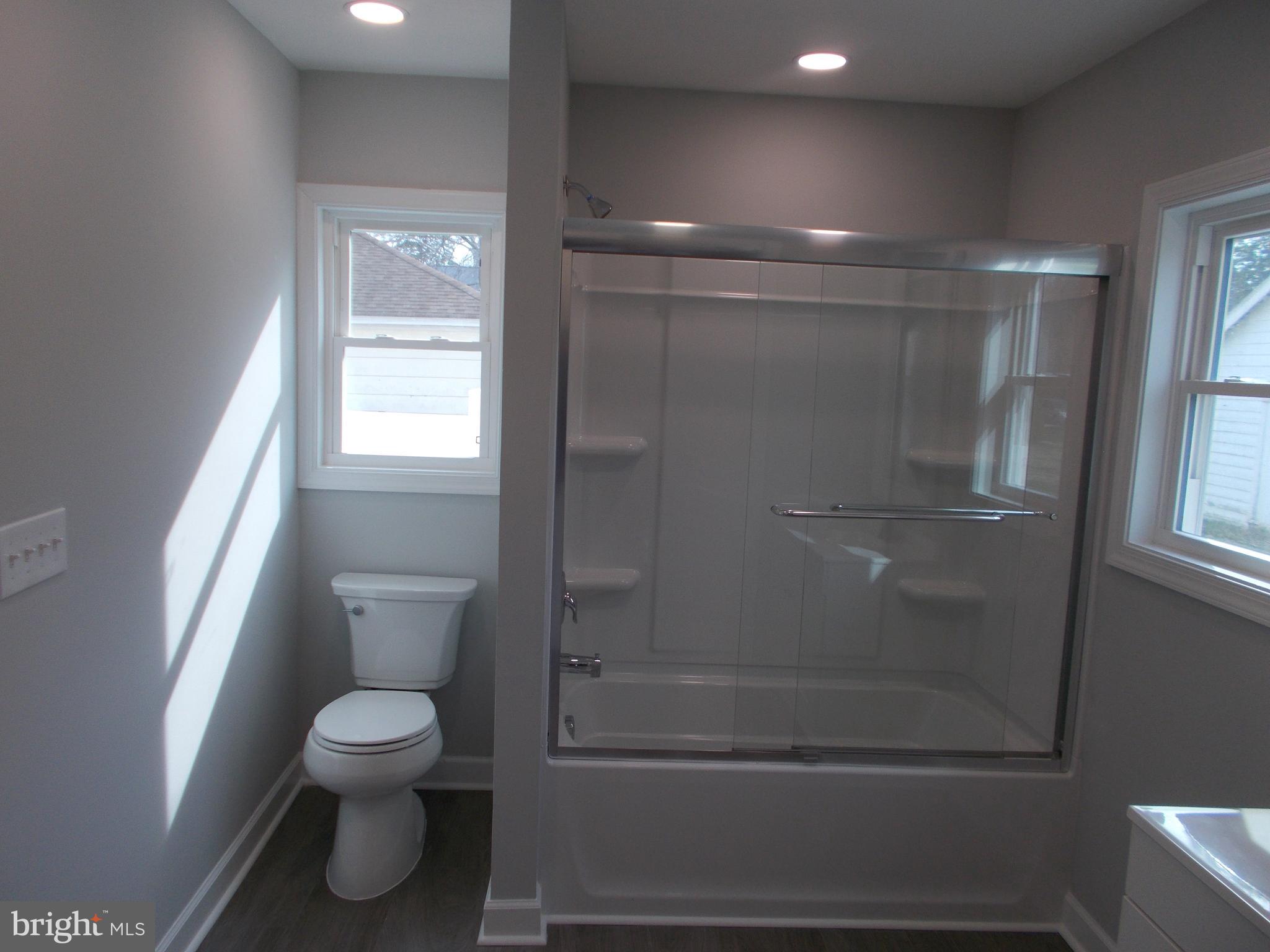 EASTON - Residential