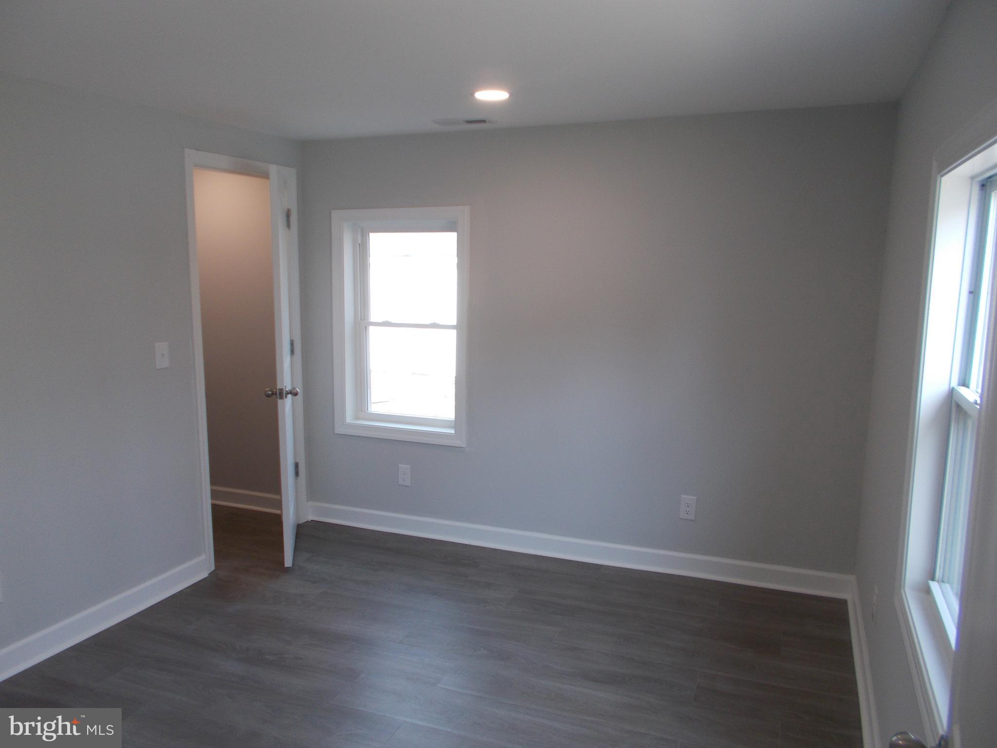 EASTON - Residential