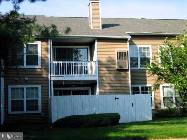 VILLAGE SHIRES - Residential