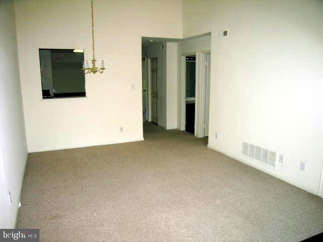 VILLAGE SHIRES - Residential