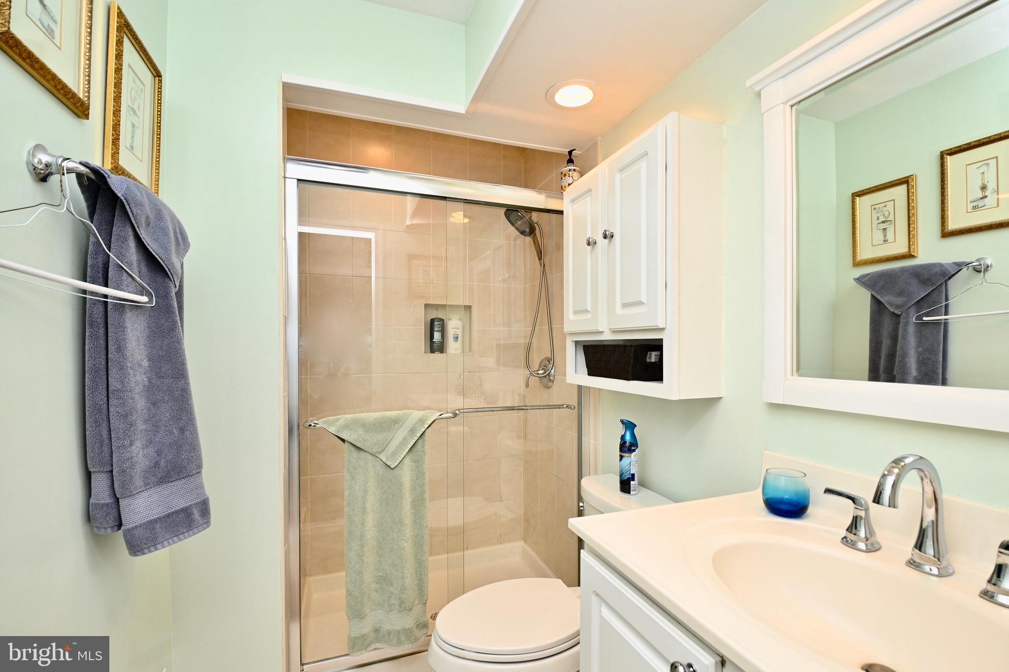 SIGNAL HILL - Residential