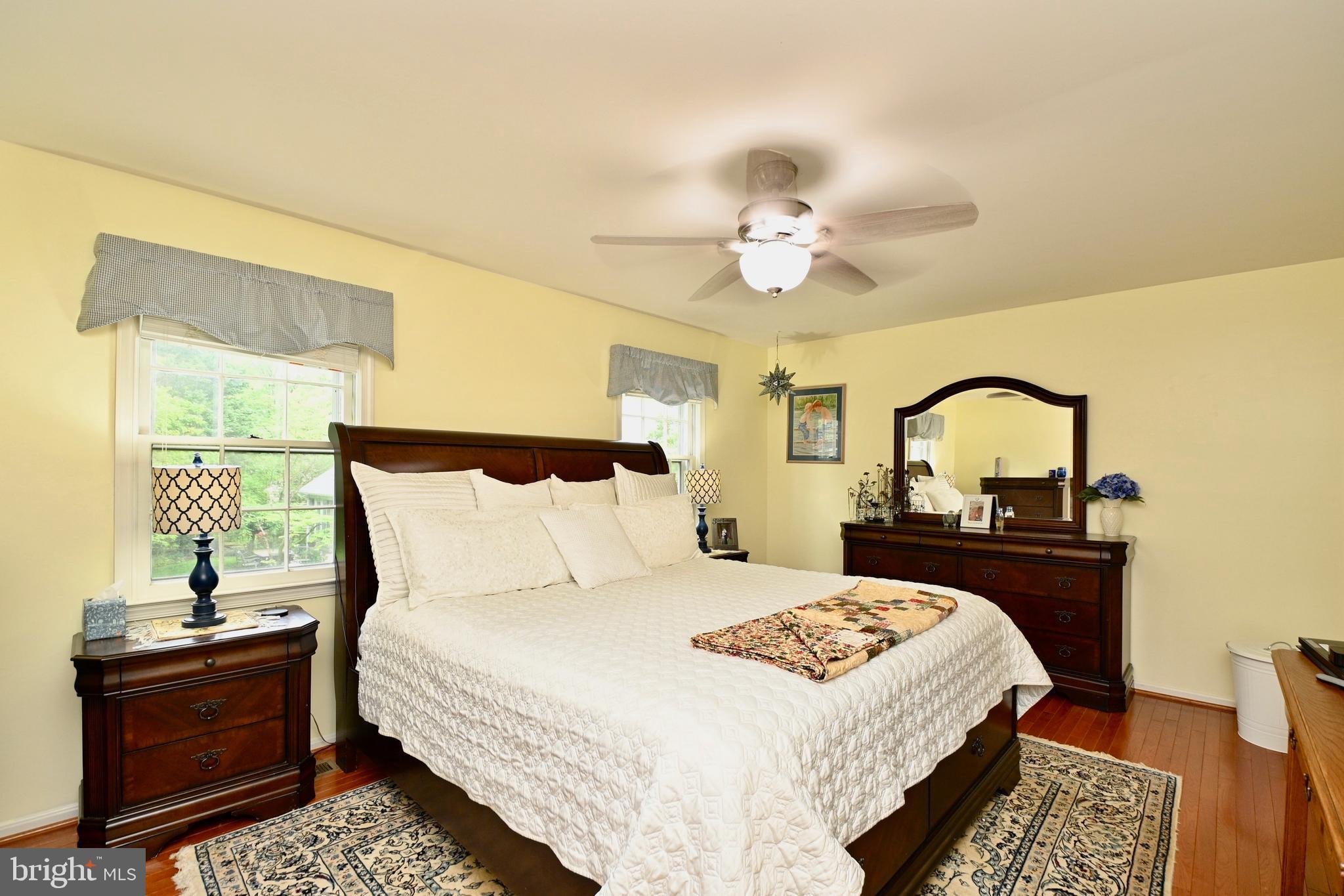 SIGNAL HILL - Residential