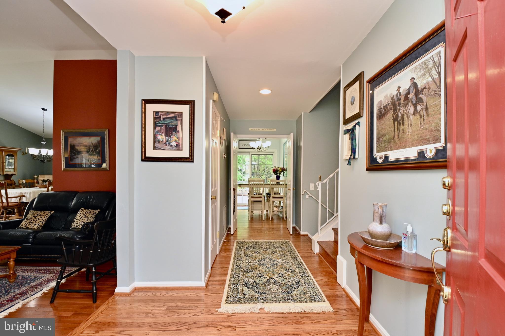 SIGNAL HILL - Residential