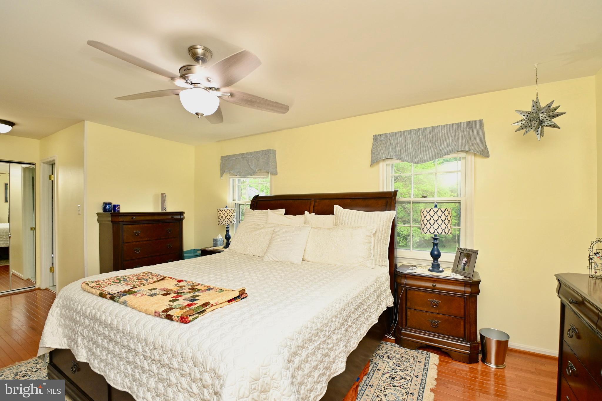 SIGNAL HILL - Residential