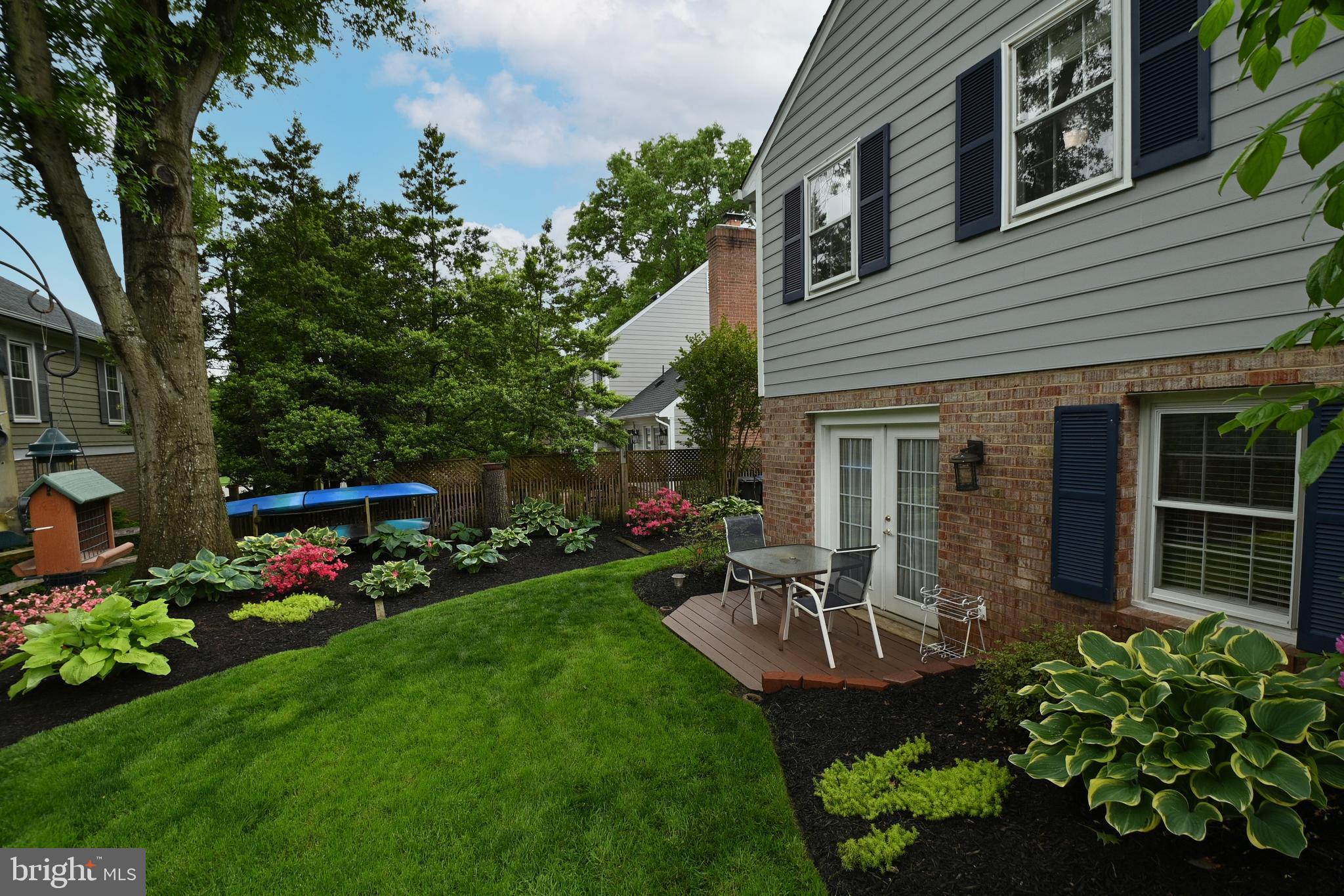 SIGNAL HILL - Residential