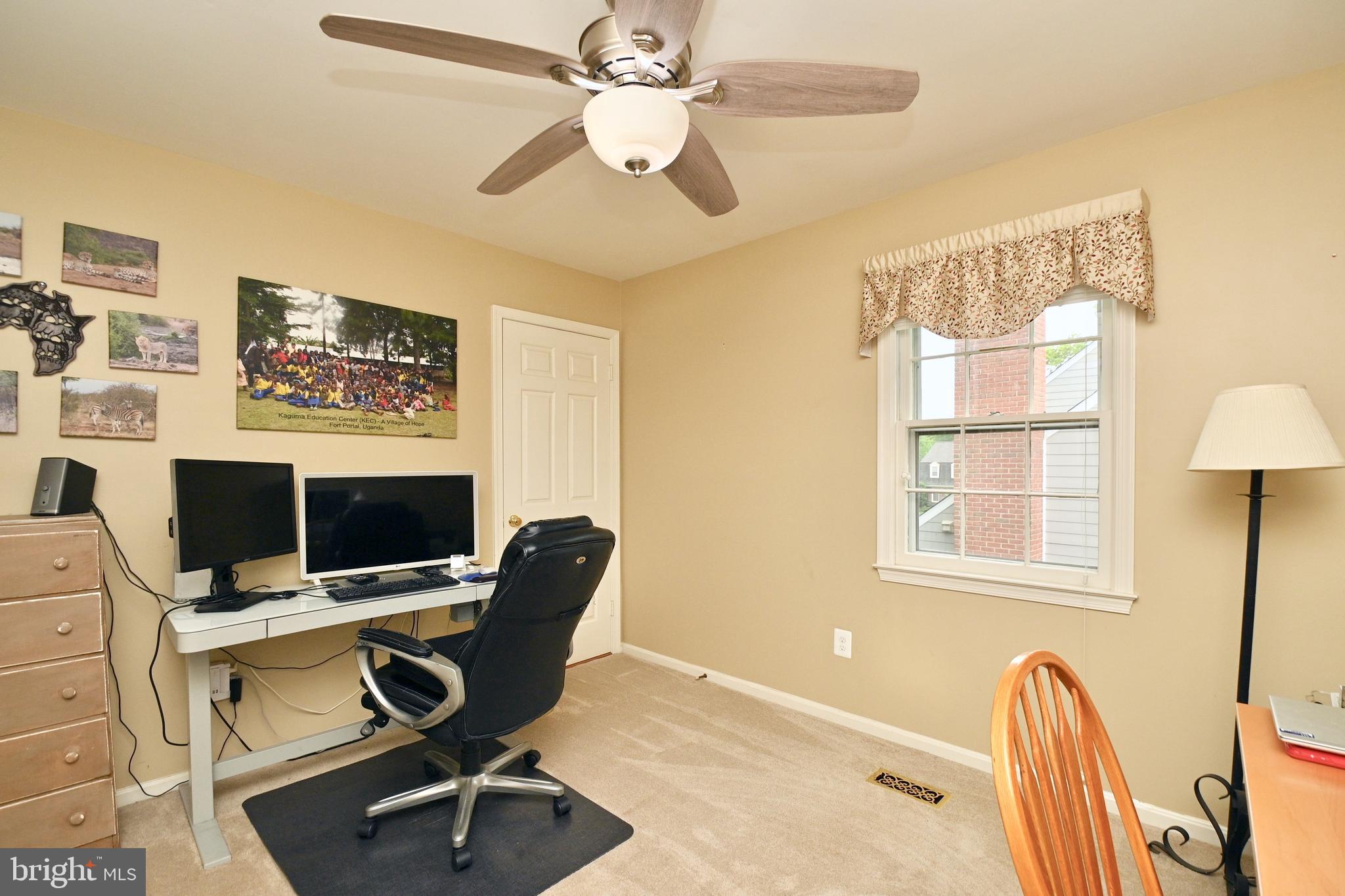 SIGNAL HILL - Residential