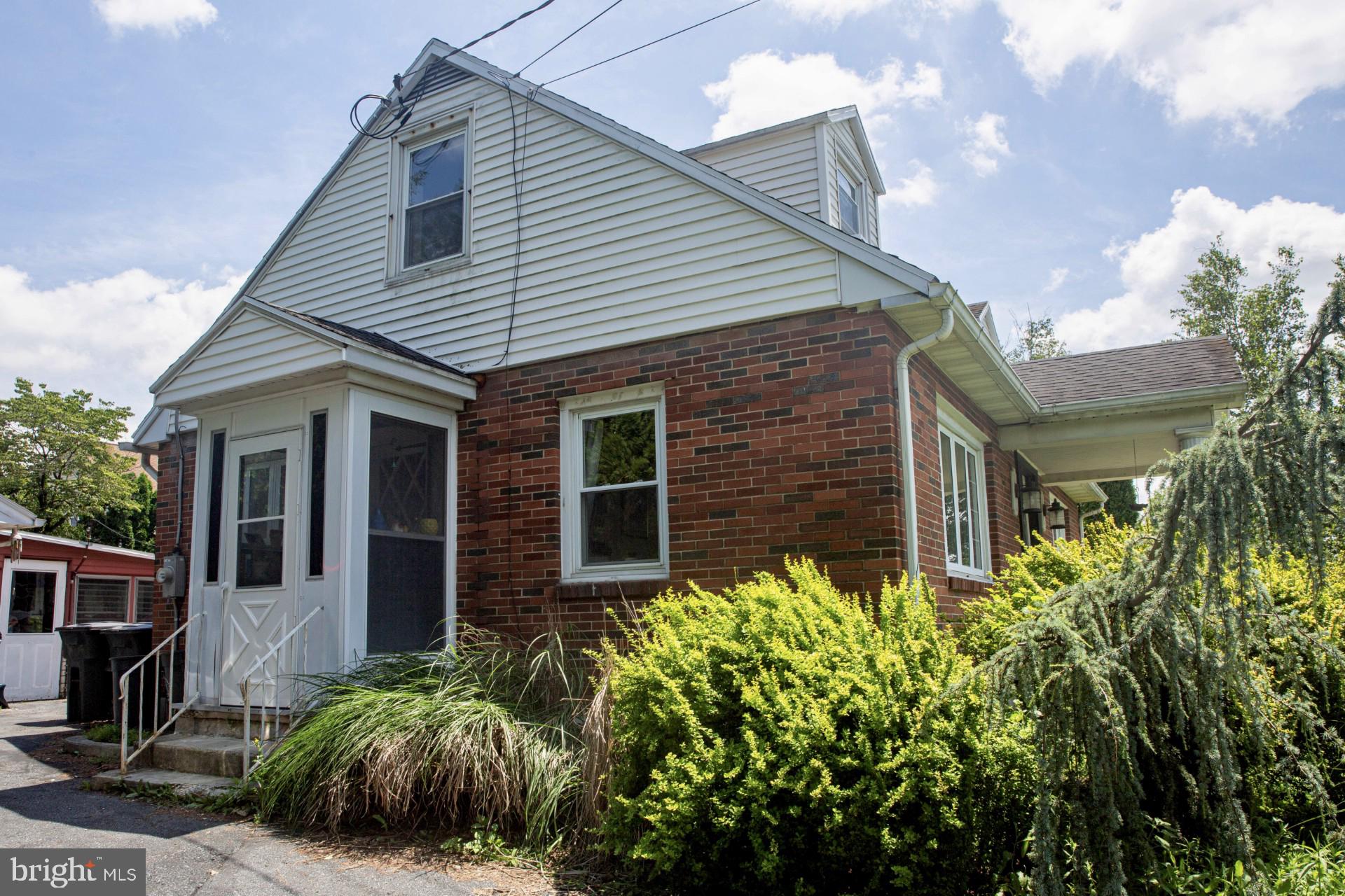 248 S 22ND STREET
