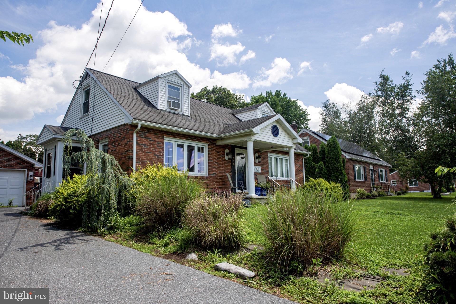 248 S 22ND STREET