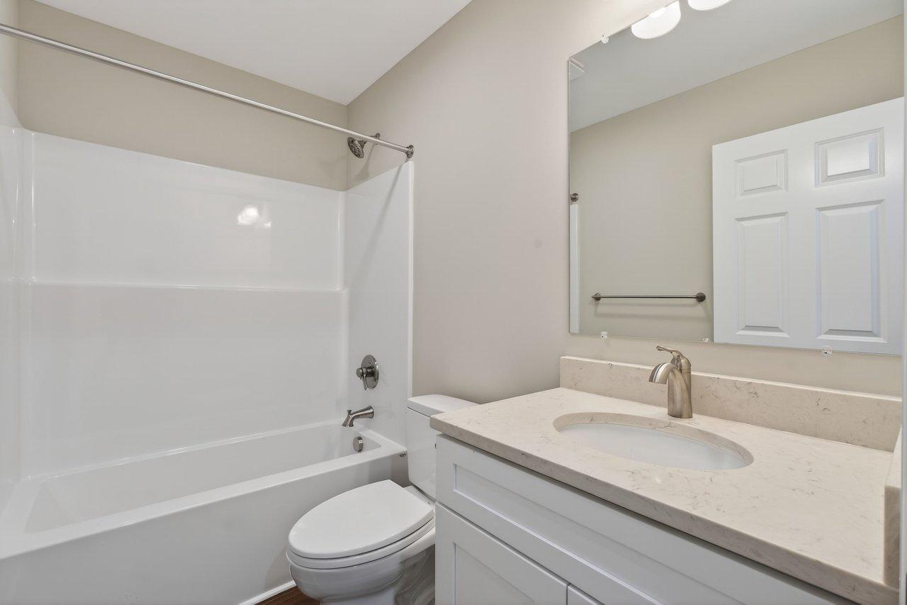 FOREST KNOLLS - Residential