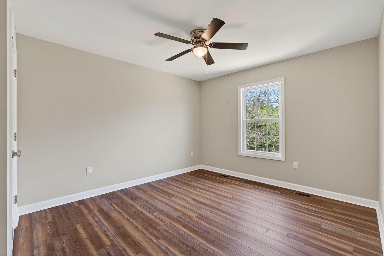 FOREST KNOLLS - Residential