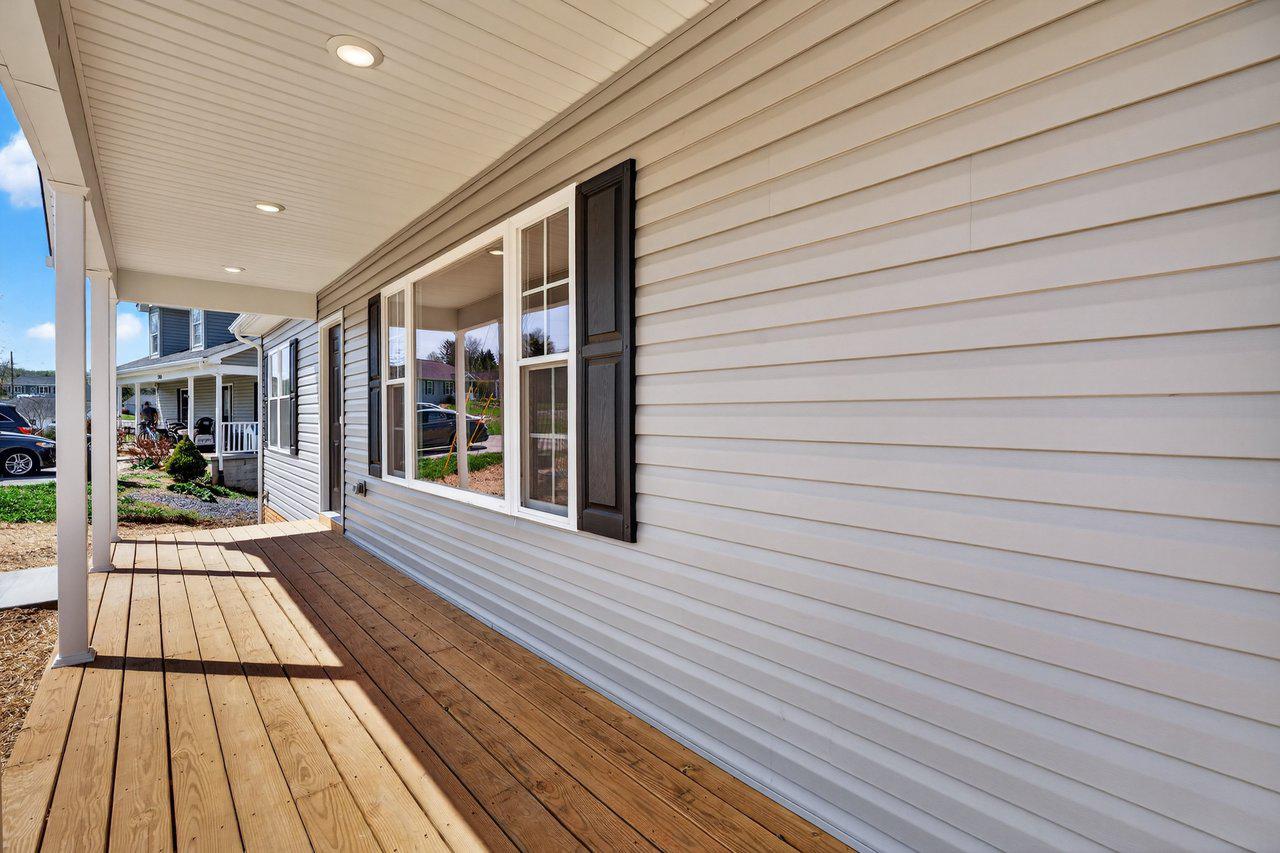 FOREST KNOLLS - Residential