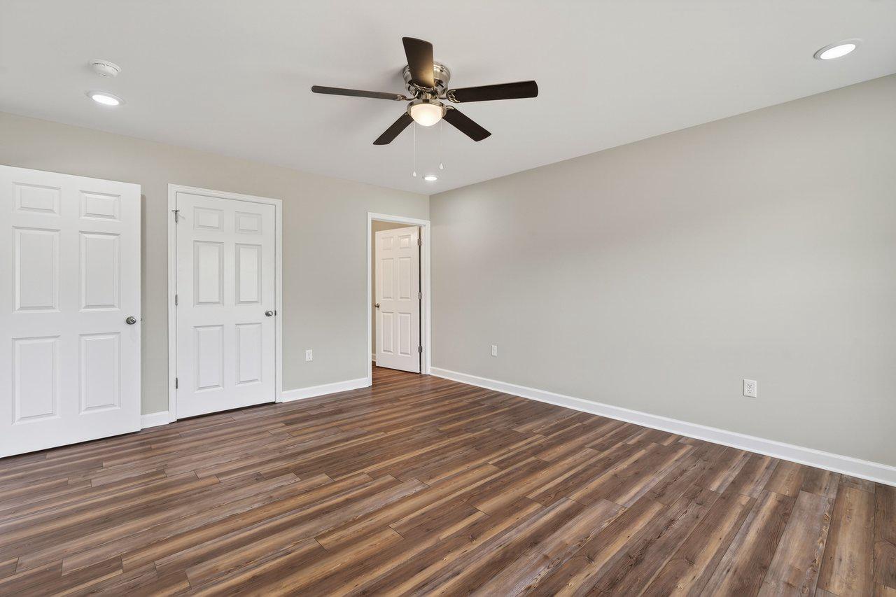 FOREST KNOLLS - Residential