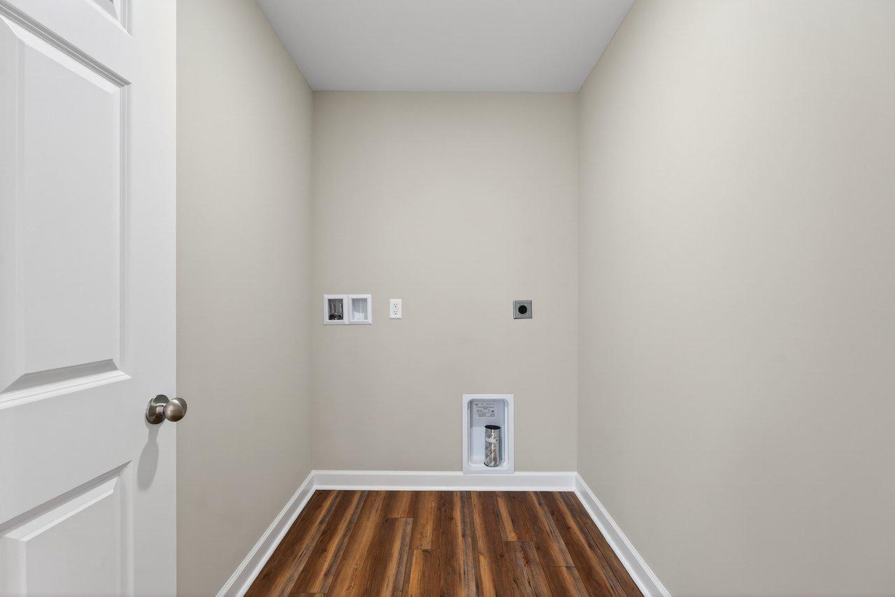 FOREST KNOLLS - Residential