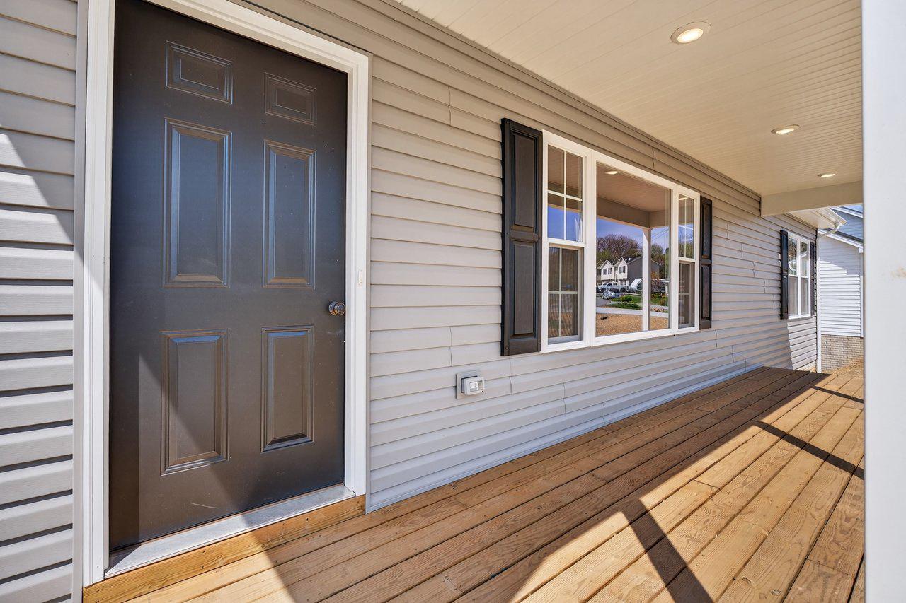 FOREST KNOLLS - Residential