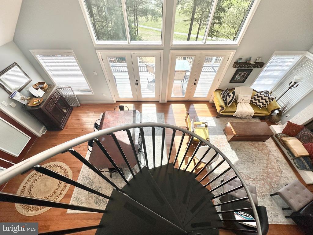 THE WOODS - Residential