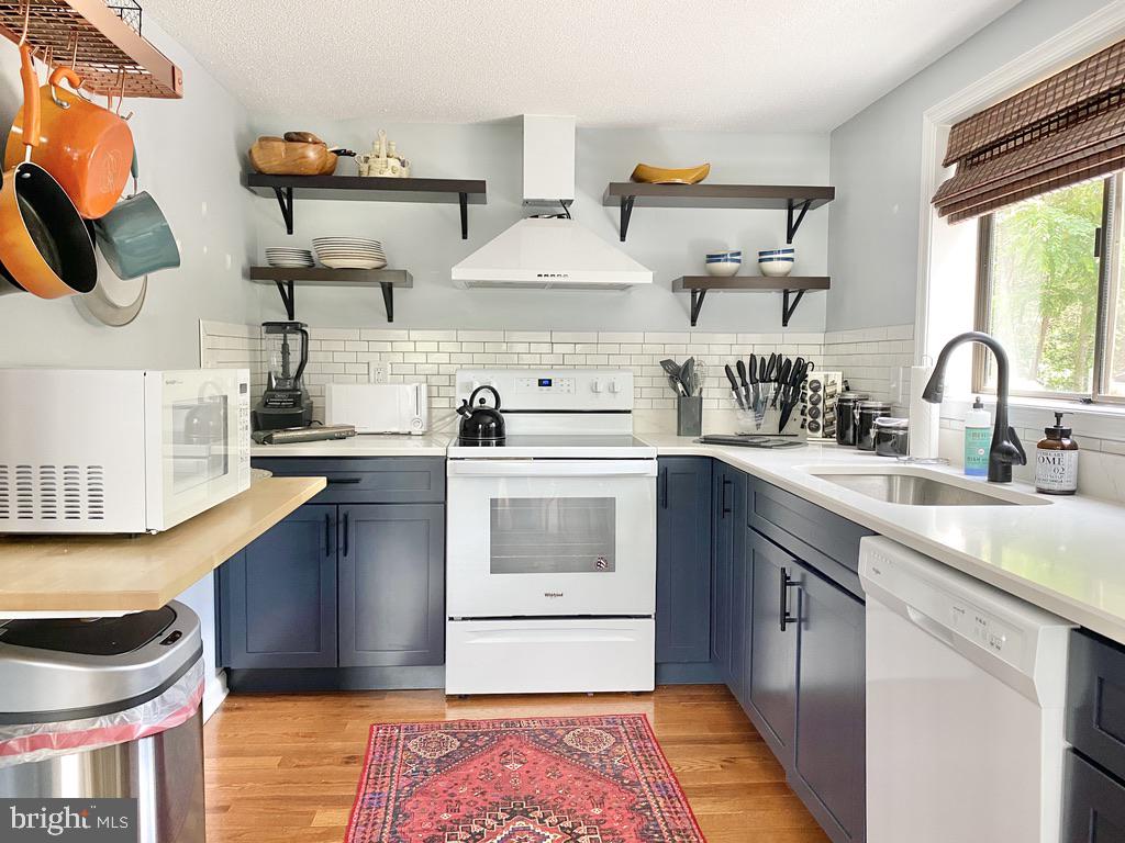 THE WOODS - Residential